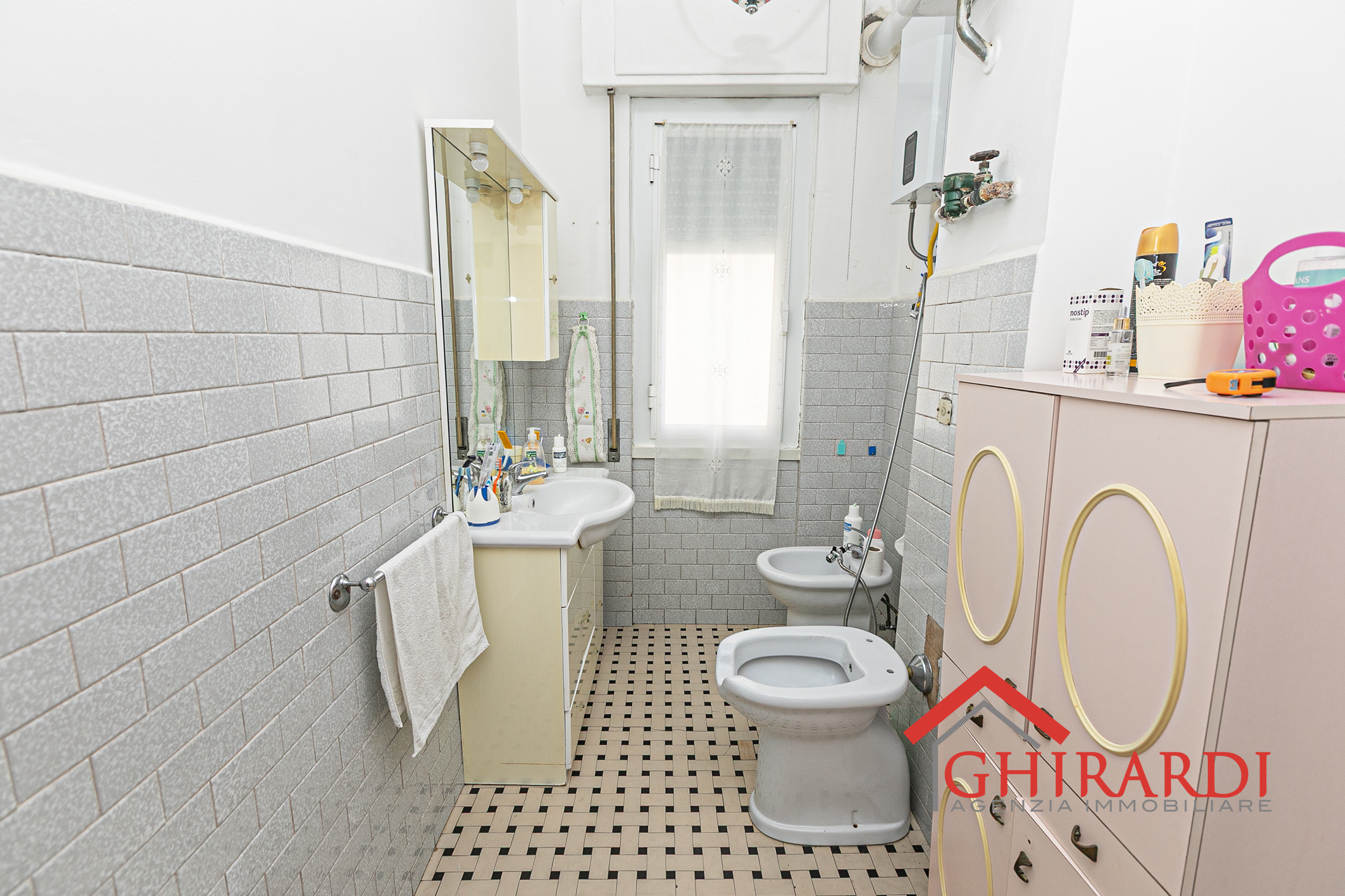 Immagine 20 di Trilocale in affitto  in VIA GIACOMO SOLIMAN 8 a Genova