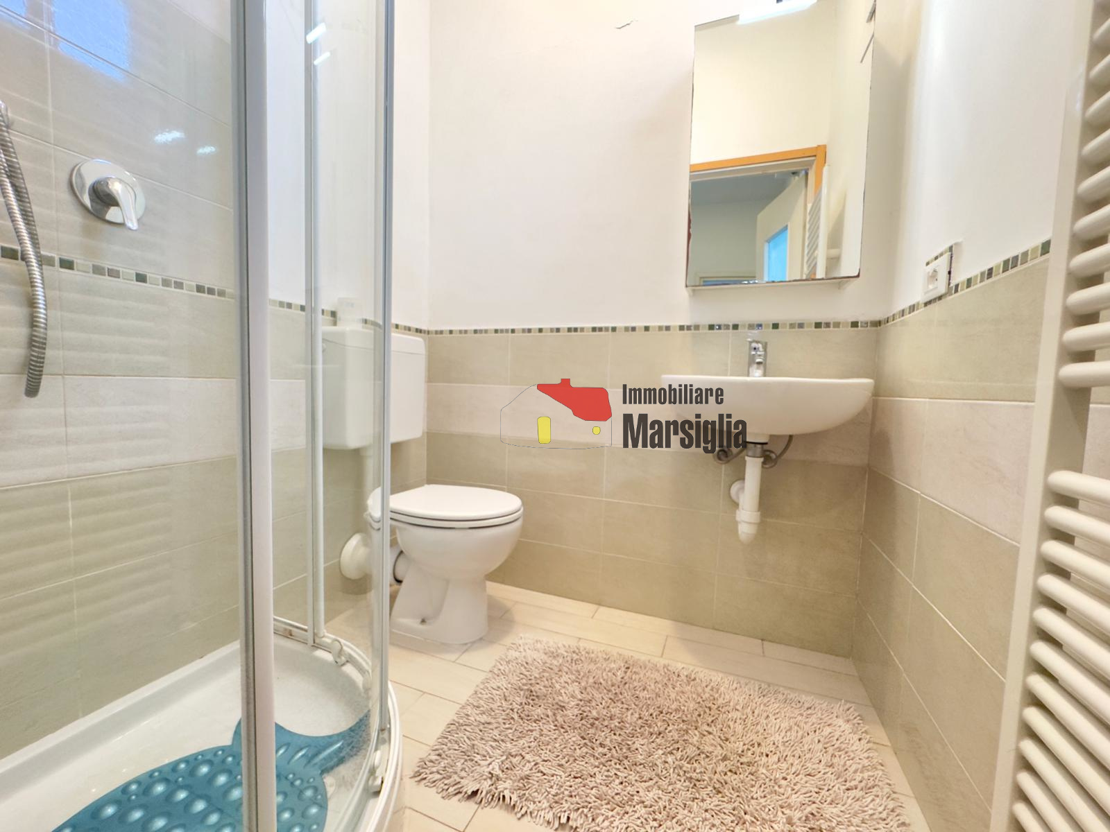 Immagine 16 di Quadrilocale in vendita  in Via Legnano 8 a San Remo