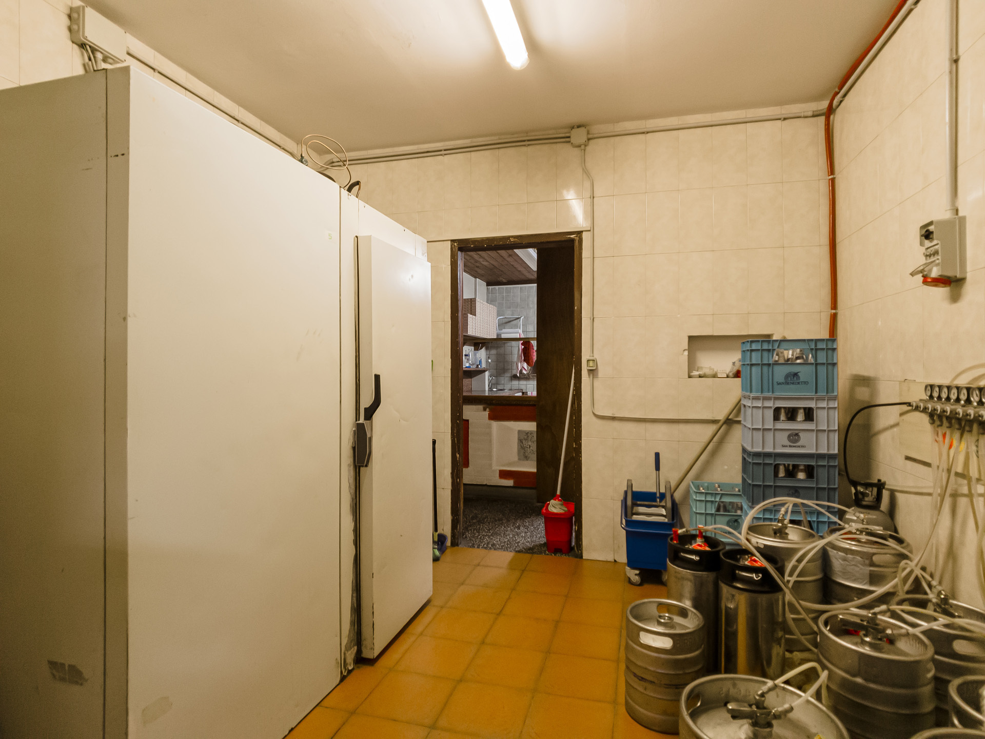 Immagine 27 di Bar / Ristorante in vendita  in Via Losa a Pessinetto