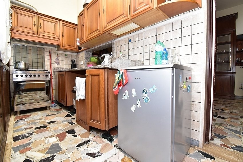 Immagine 7 di Casa indipendente in vendita  a Pietrasanta