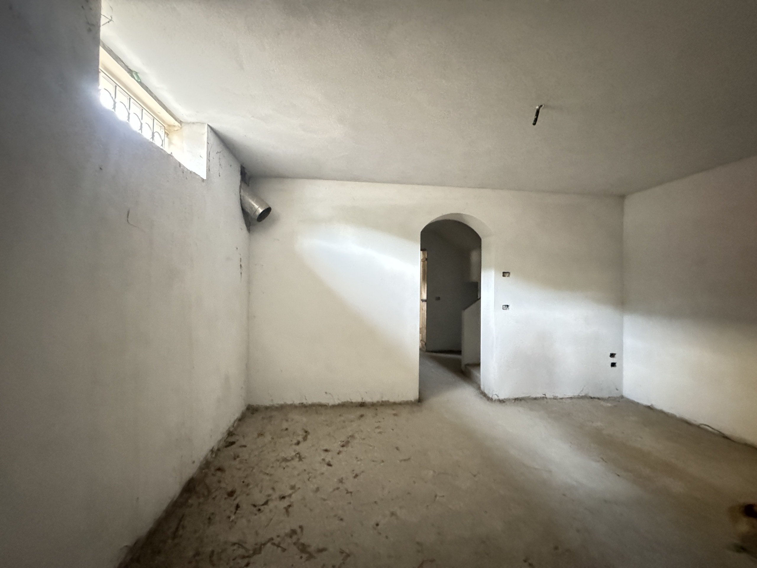 Immagine 27 di Porzione di casa in vendita  a Seravezza