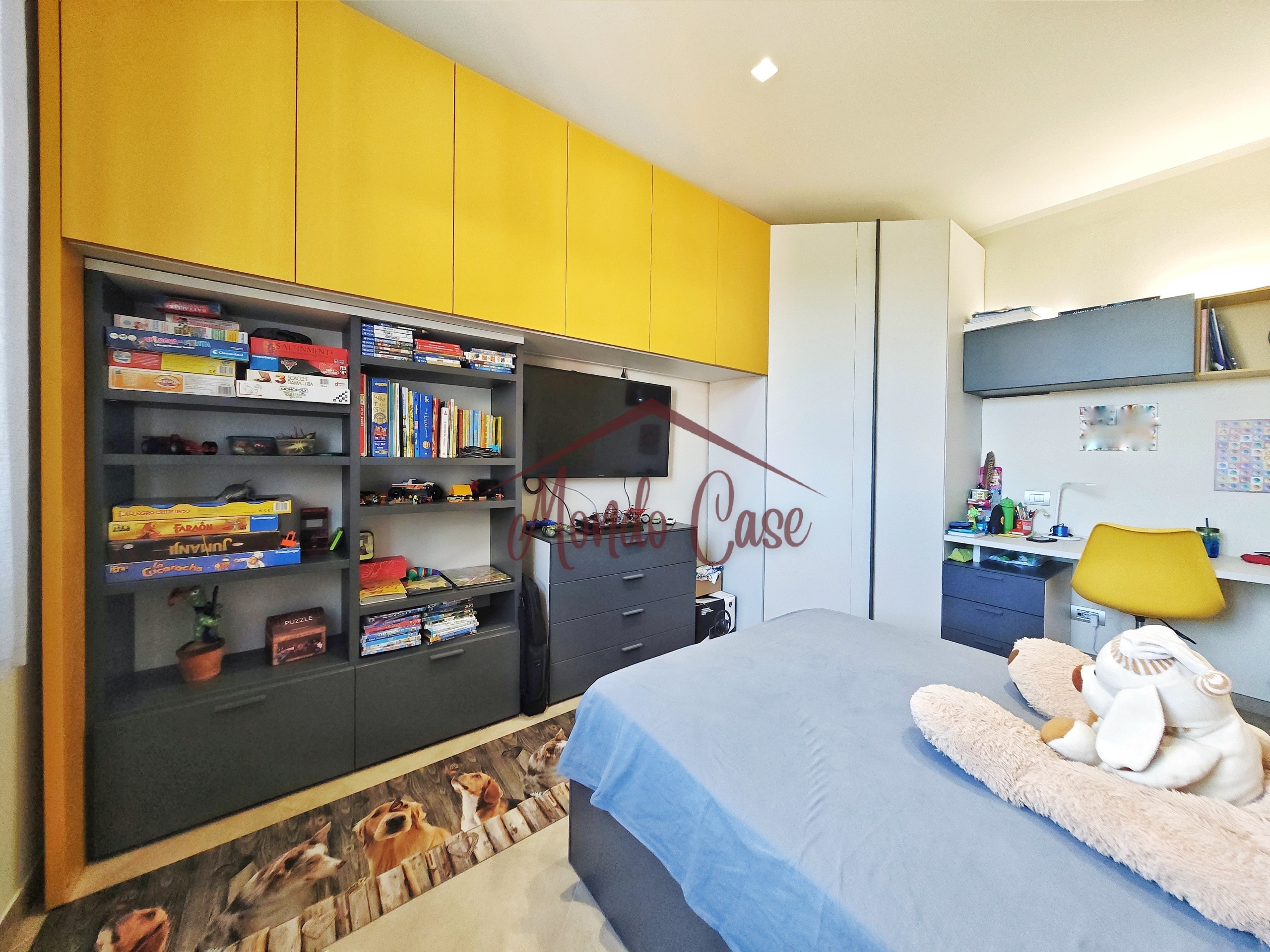 Immagine 56 di Attico in vendita  in Via Bertoloni 2 a Sarzana