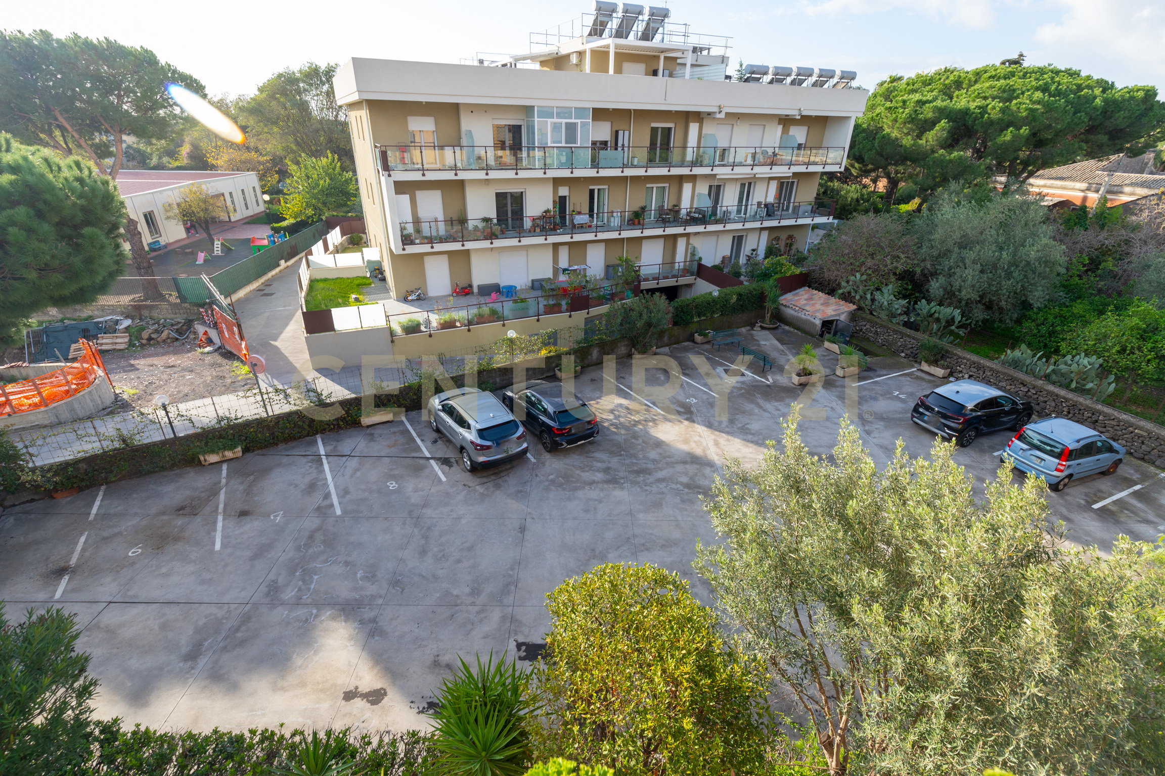 Immagine 47 di Appartamento in vendita  in Via Giovanni Guglielmino 74 a Tremestieri Etneo