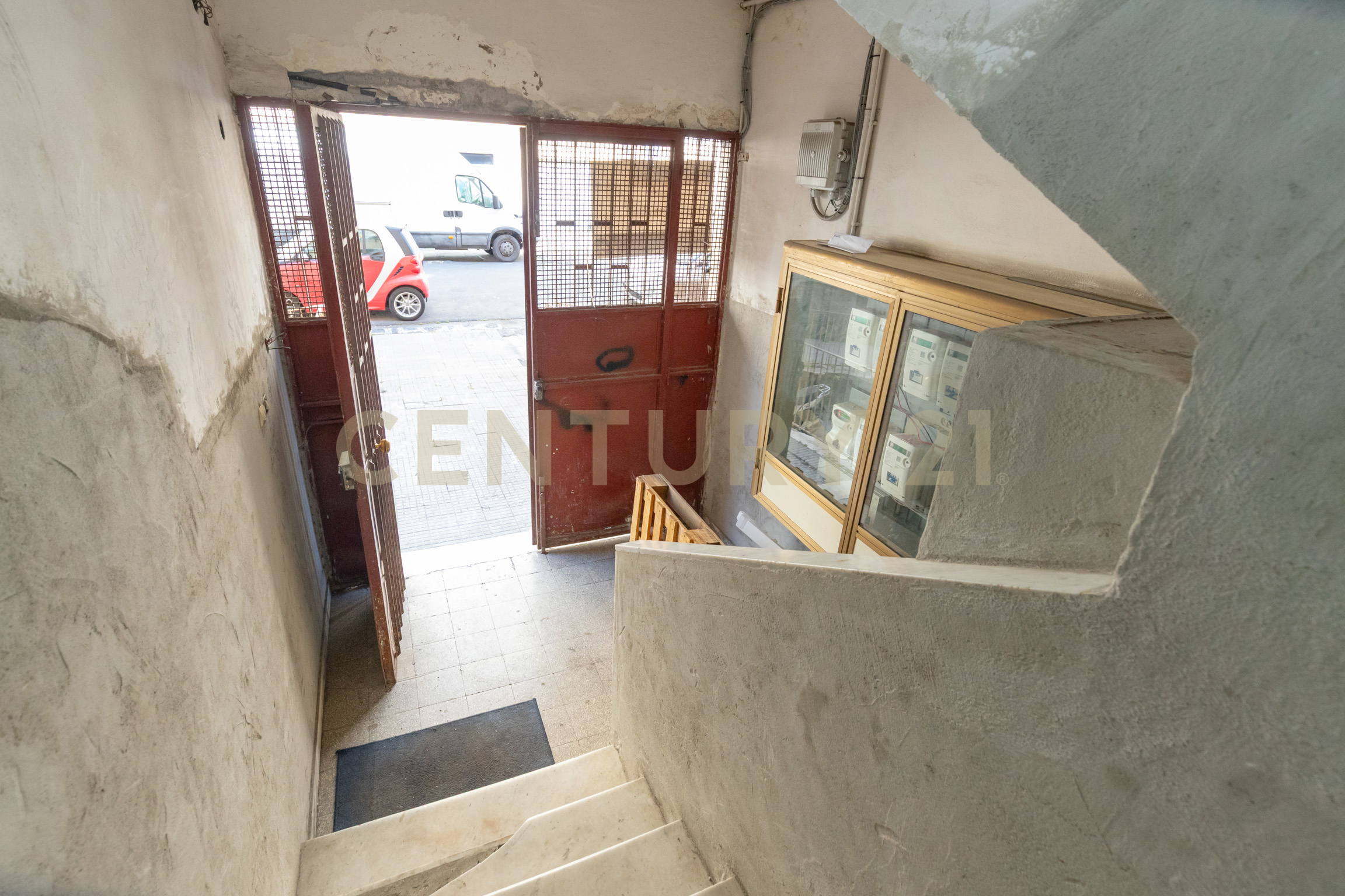 Immagine 5 di Quadrilocale in vendita  in Via dell'Adamello 17 a Catania