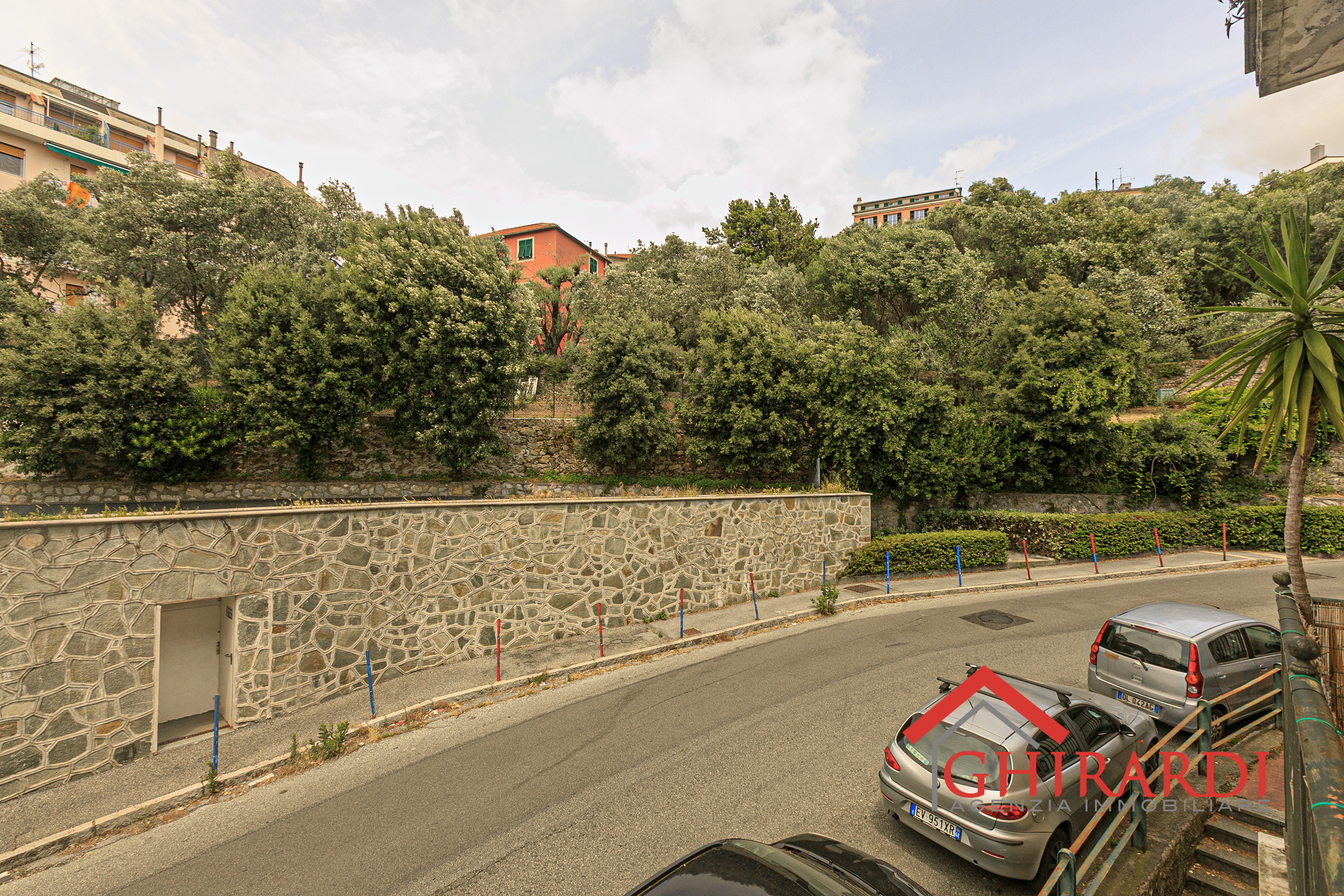 Immagine 28 di Bilocale in affitto  in VIA GIULIO TANINI 47F a Genova