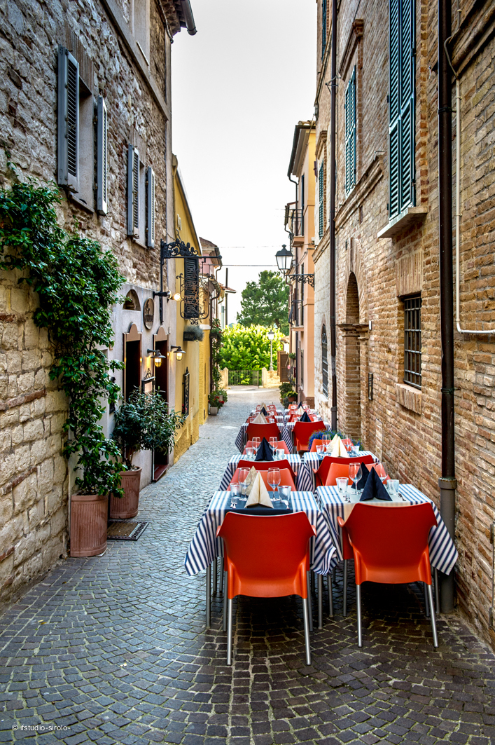 Immagine 5 di Bar / Ristorante in vendita  in Via Enrico Cialdini a Sirolo