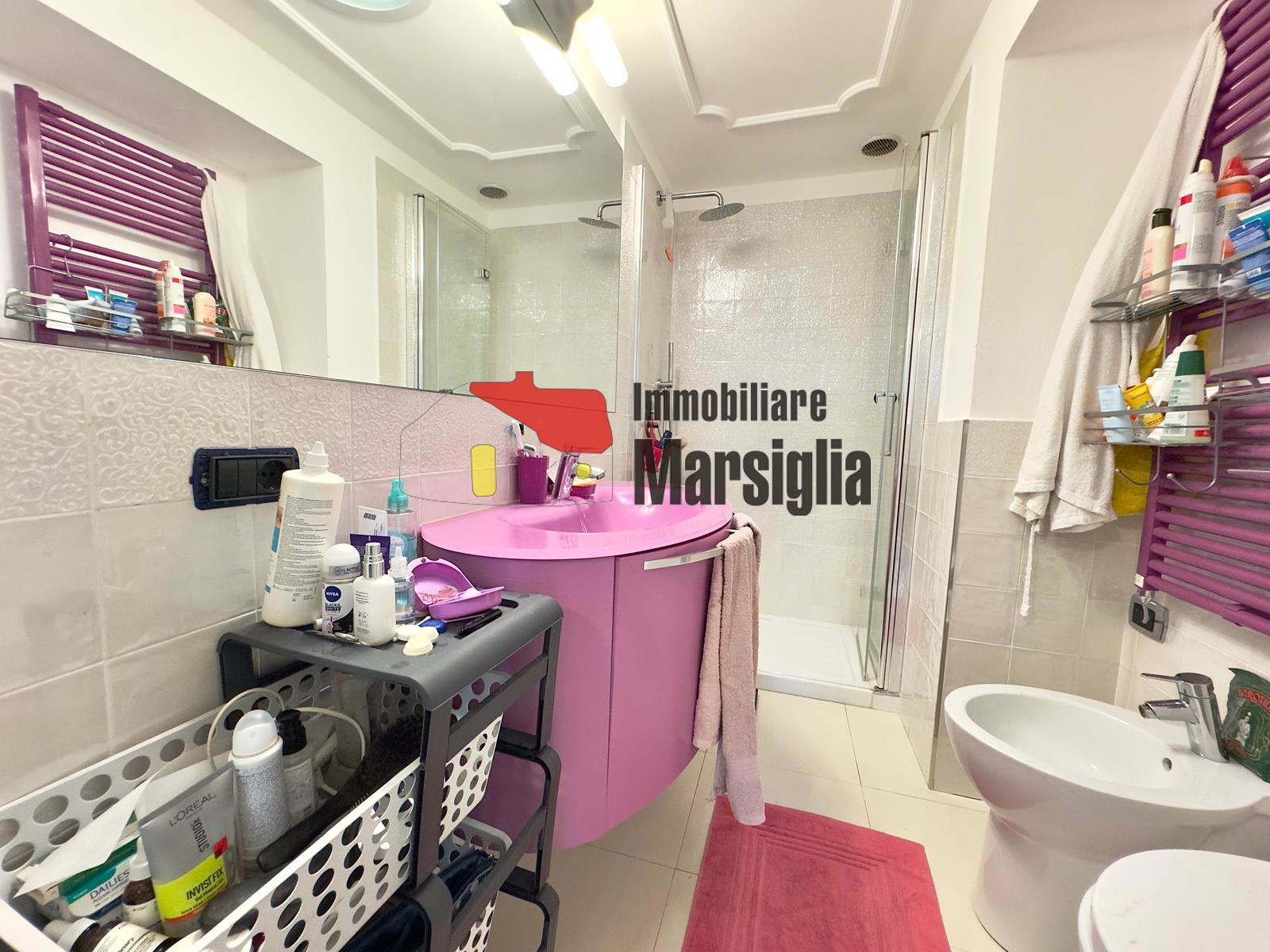 Immagine 40 di Villa in vendita  in Strada Solaro 105 a San Remo