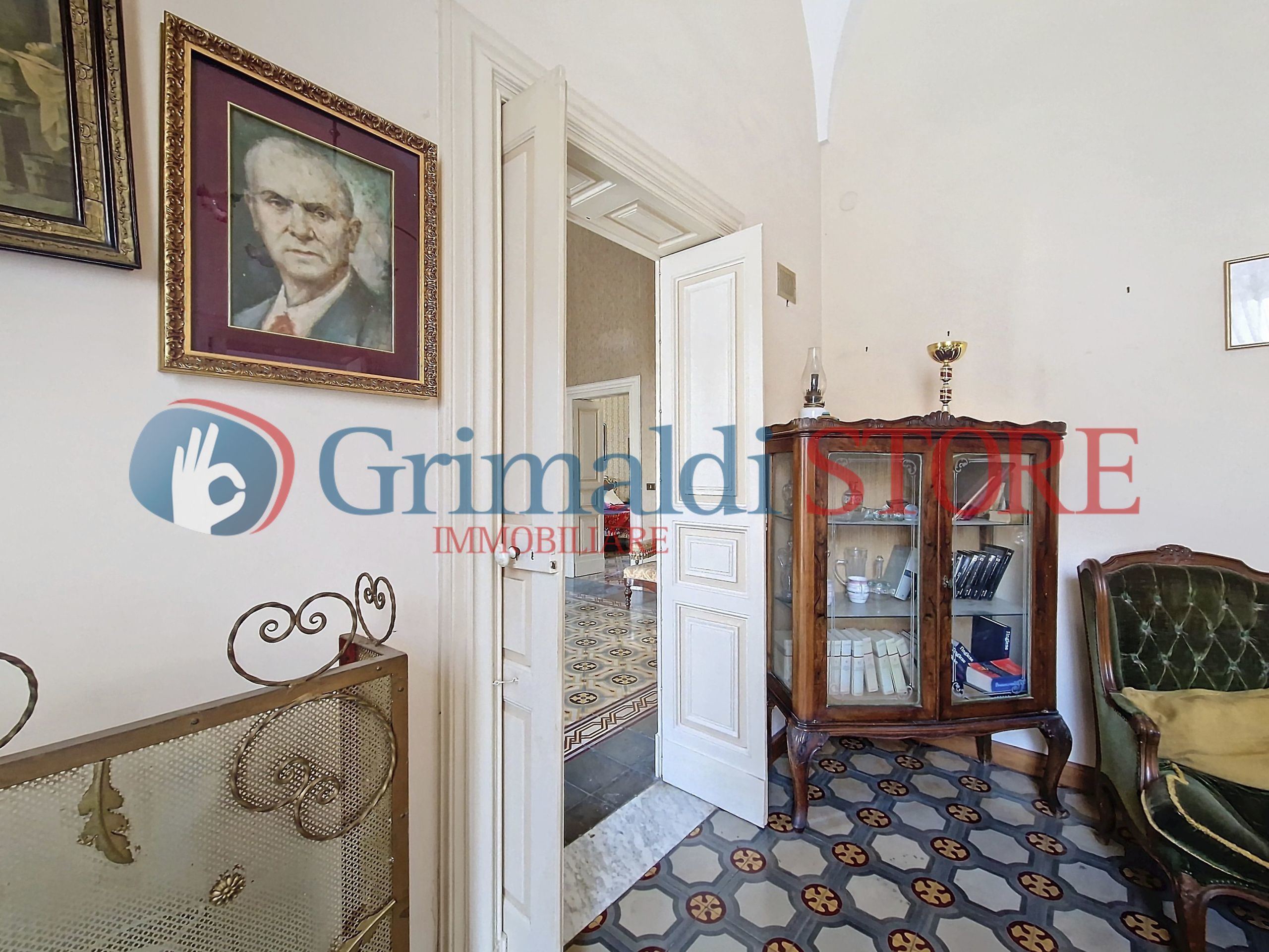 Immagine 15 di Casa indipendente in vendita  a Ostuni