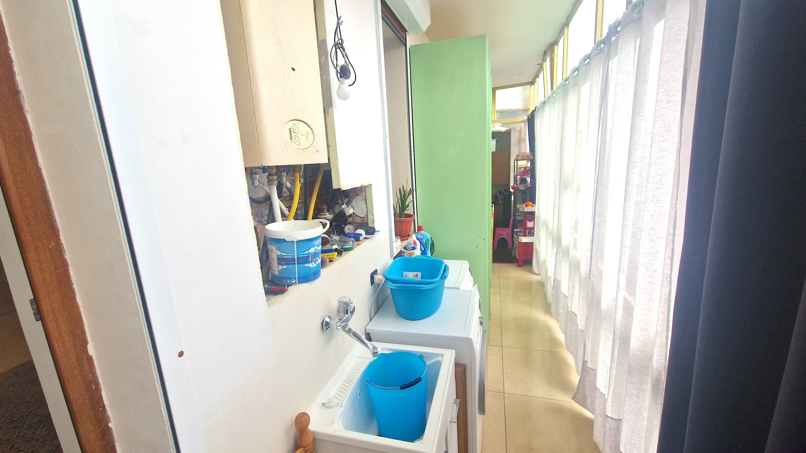 Immagine 27 di Trilocale in vendita  in Piazza Don Luigi Sturzo 4 a Avellino