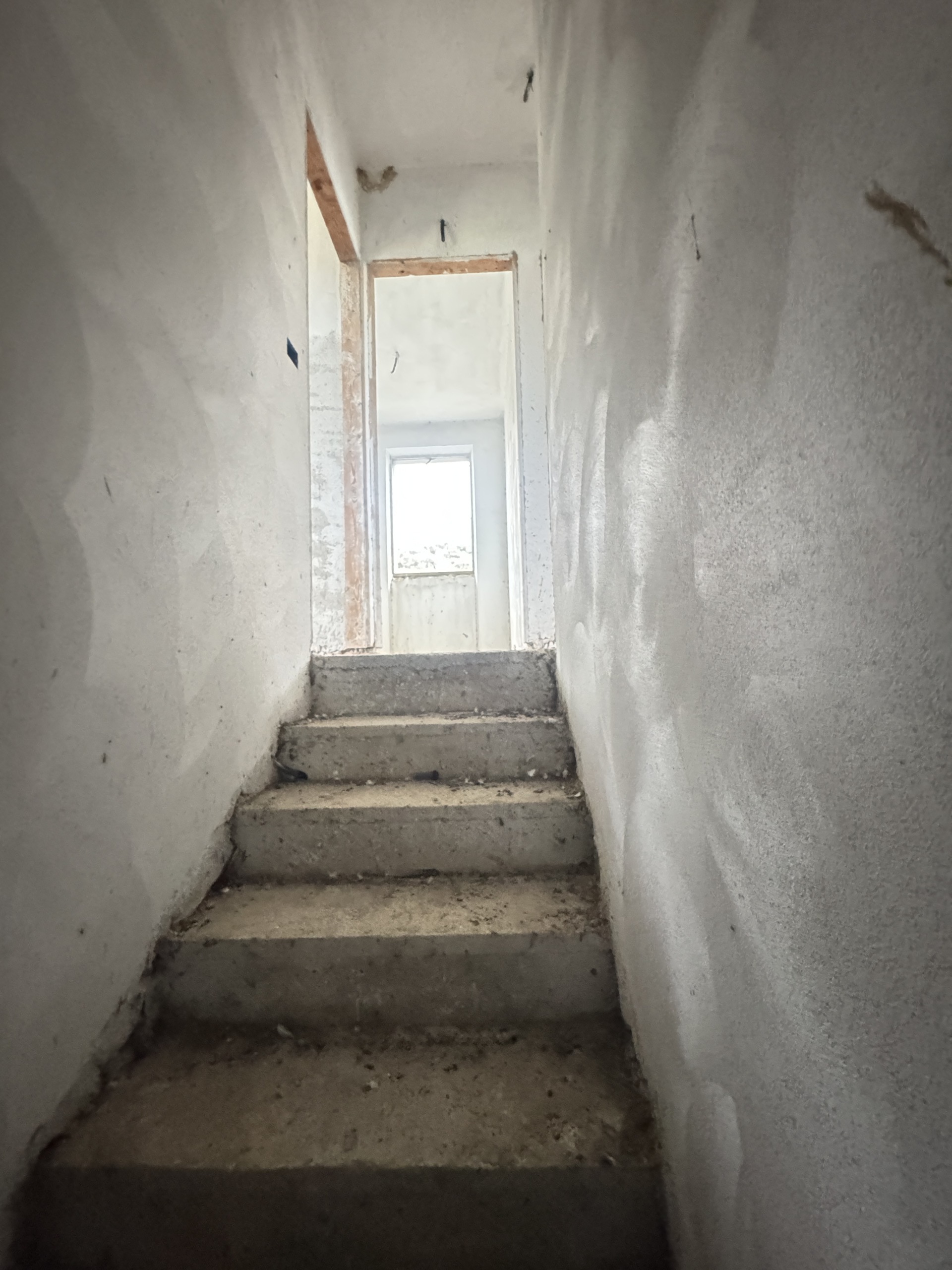 Immagine 31 di Porzione di casa in vendita  a Camaiore