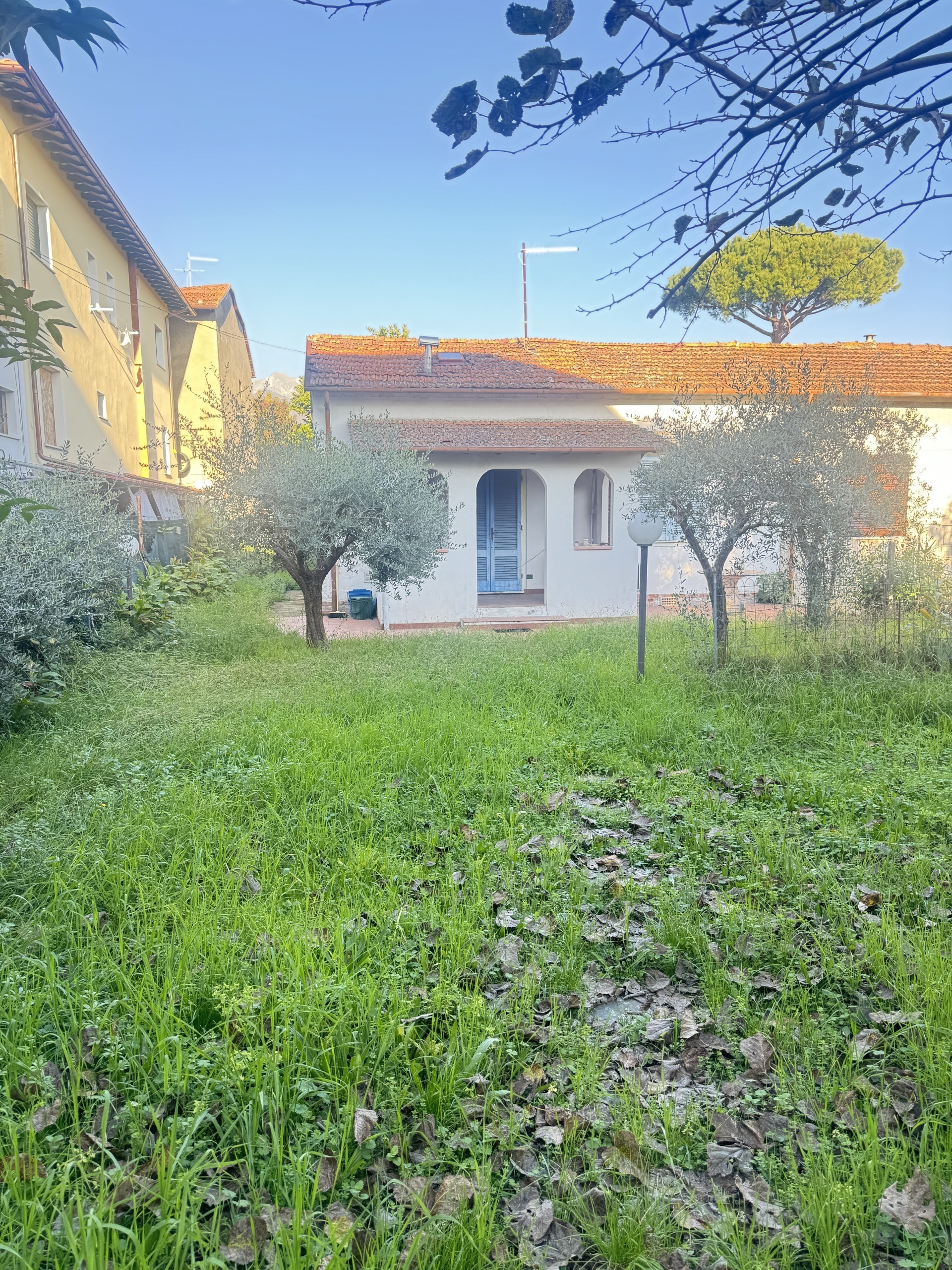 Immagine 1 di Porzione di casa in vendita  a Forte Dei Marmi