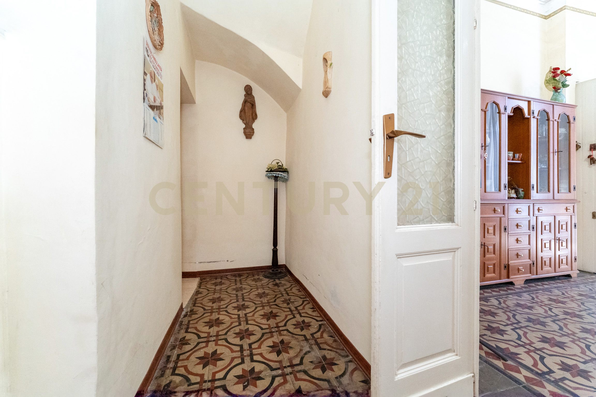 Immagine 11 di Quadrilocale in vendita  in Via Timoleone 113 a Catania