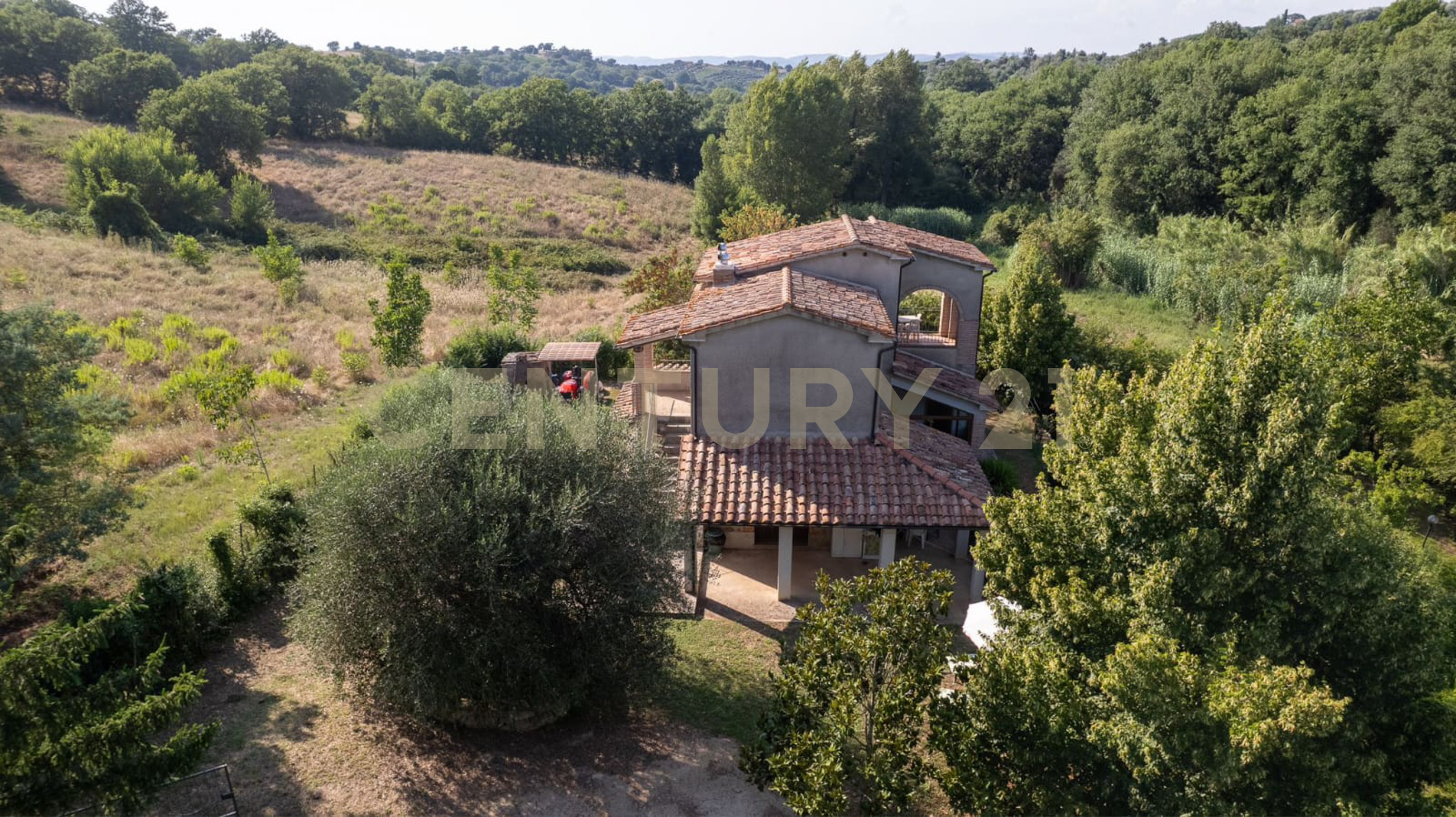 Immagine 37 di Villa in vendita  in localtà poderi di montemerano snc a Manciano