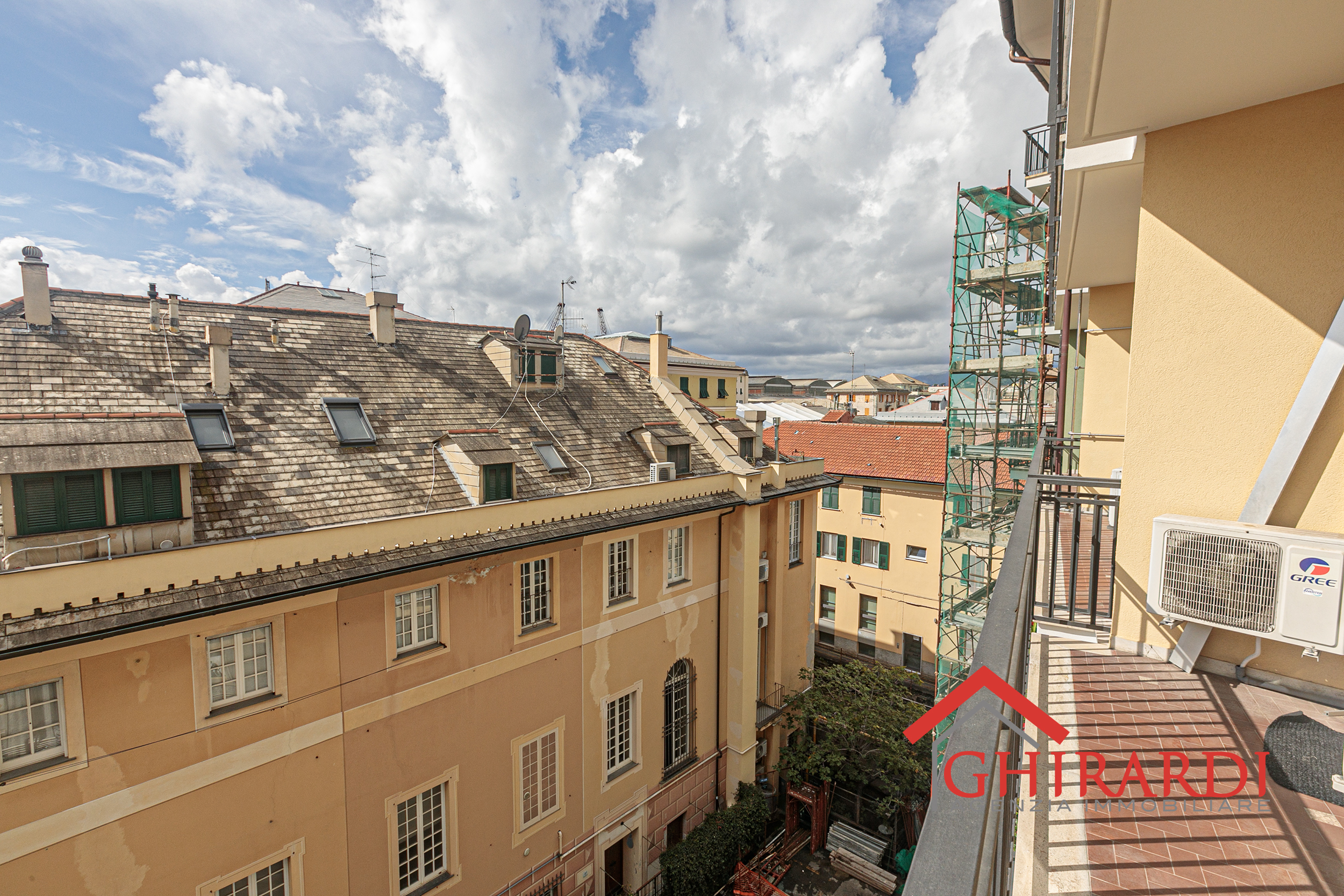 Immagine 24 di Bilocale in affitto  in VIA ALFREDO D'ANDRADE 34 a Genova