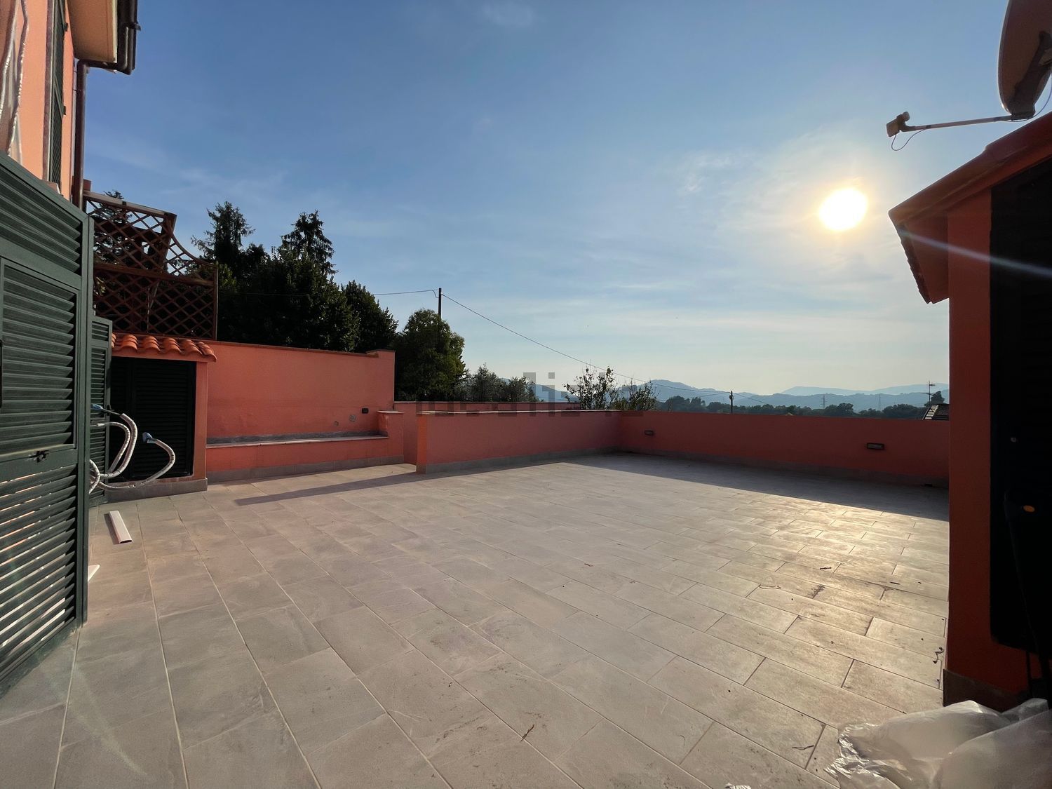 Immagine 23 di Terratetto in vendita  a Sarzana