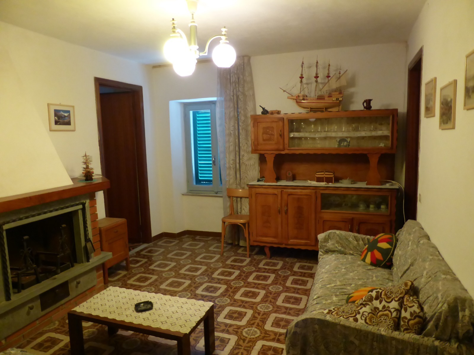 Immagine 6 di Porzione di casa in vendita  a Seravezza