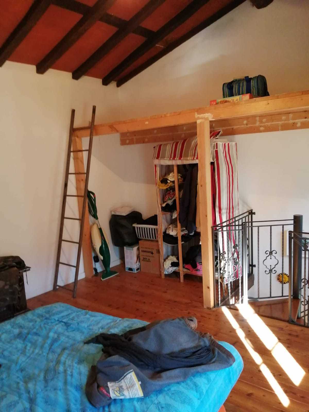 Immagine 42 di Porzione di casa in vendita  a Seravezza