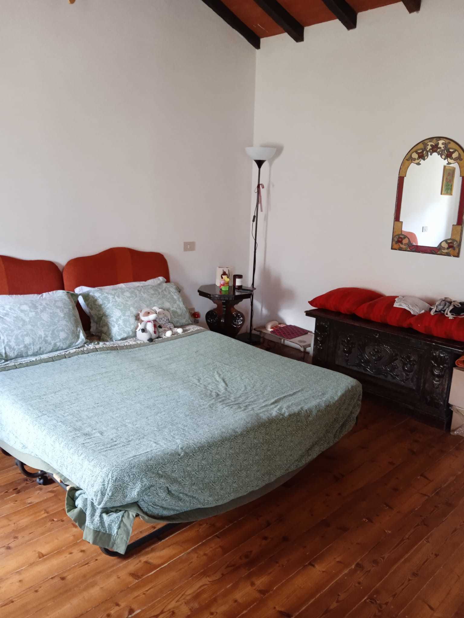 Immagine 64 di Porzione di casa in vendita  a Seravezza