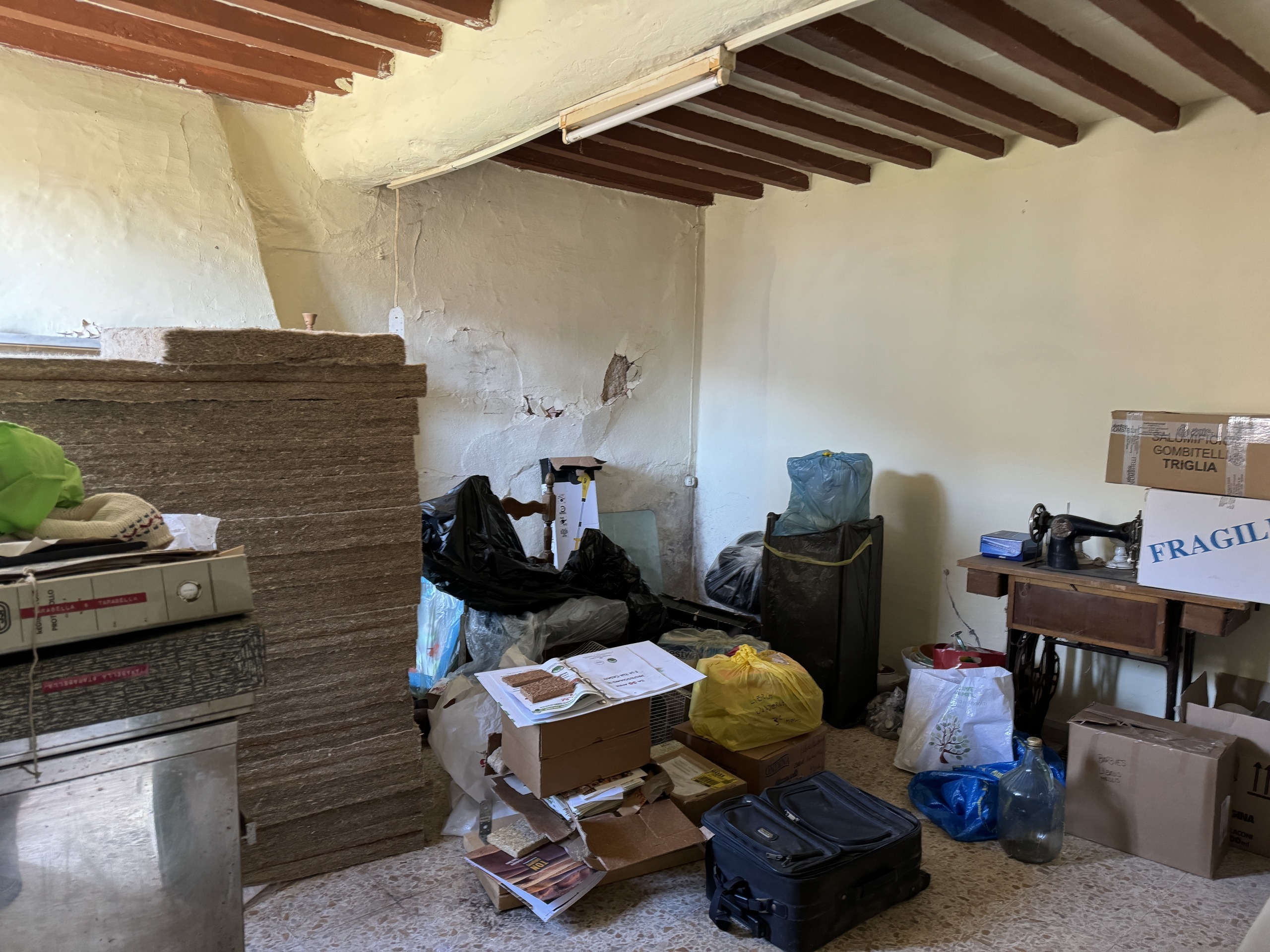 Immagine 7 di Porzione di casa in vendita  a Seravezza