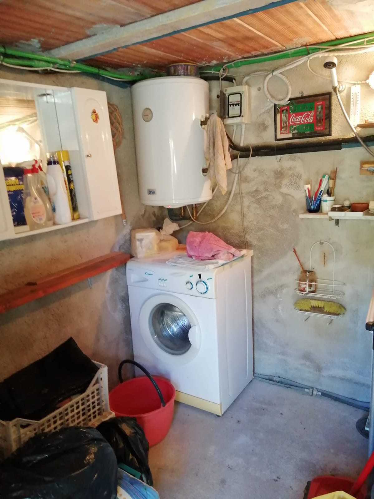 Immagine 15 di Porzione di casa in vendita  a Seravezza