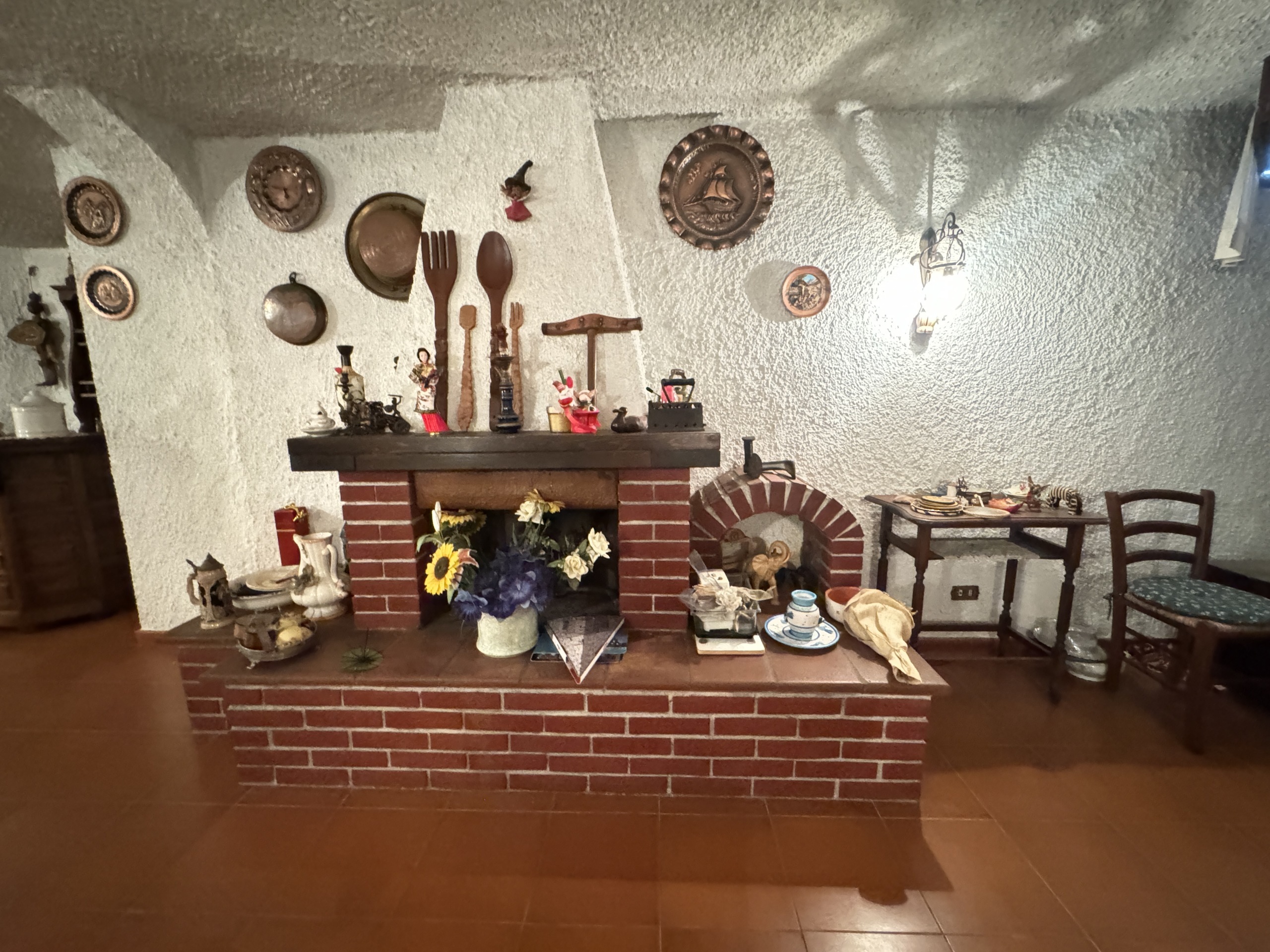 Immagine 65 di Casa indipendente in vendita  a Viareggio