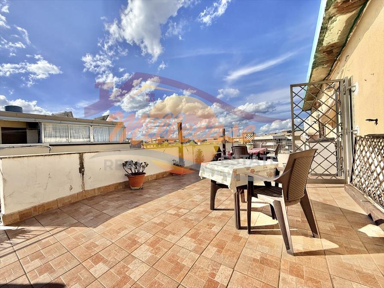 Immagine 8 di Attico in vendita  in VIA PIETRO NOVELLI a Siracusa