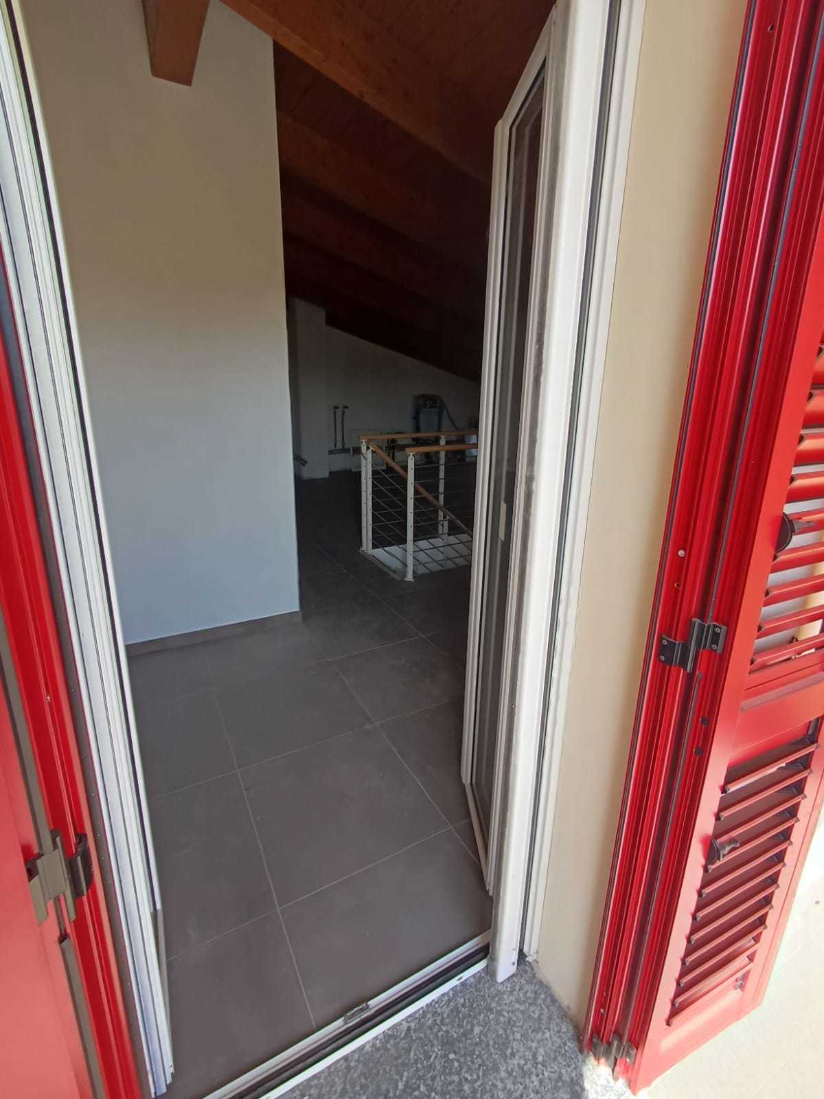 Immagine 42 di Trilocale in vendita  a Medesano