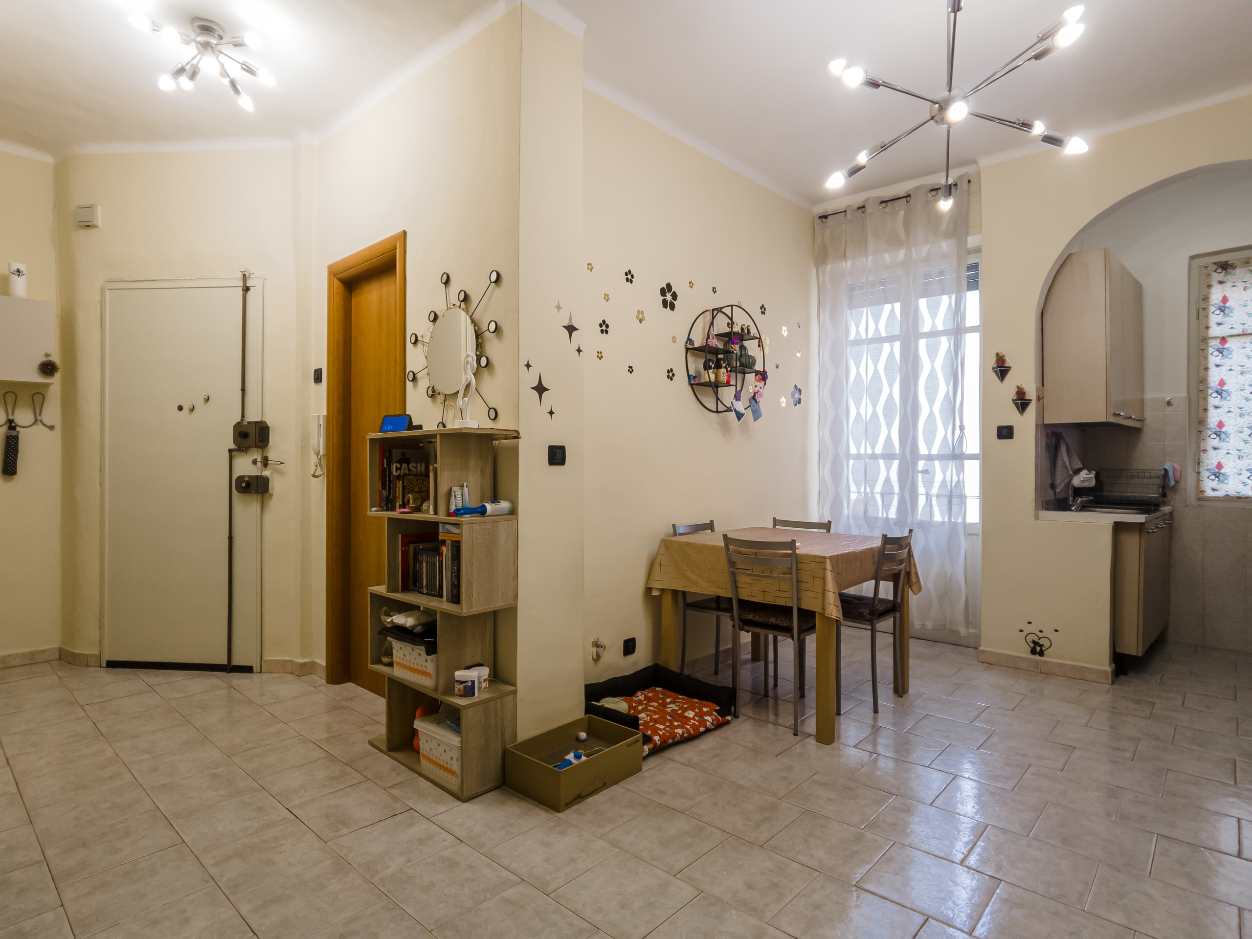 Immagine 7 di Bilocale in vendita  in Via Luigi Goytre a Torino