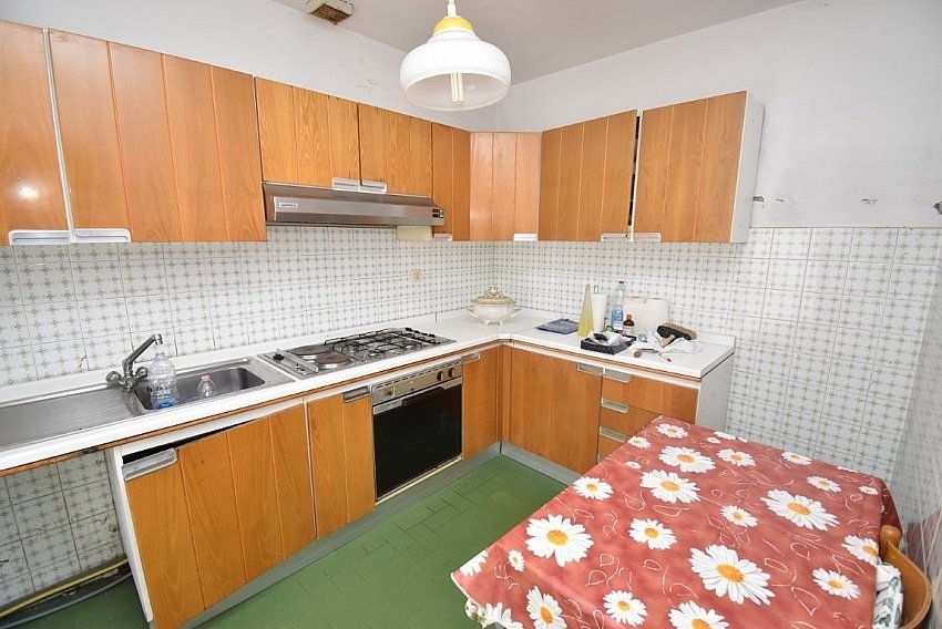 Immagine 11 di Porzione di casa in vendita  a Seravezza