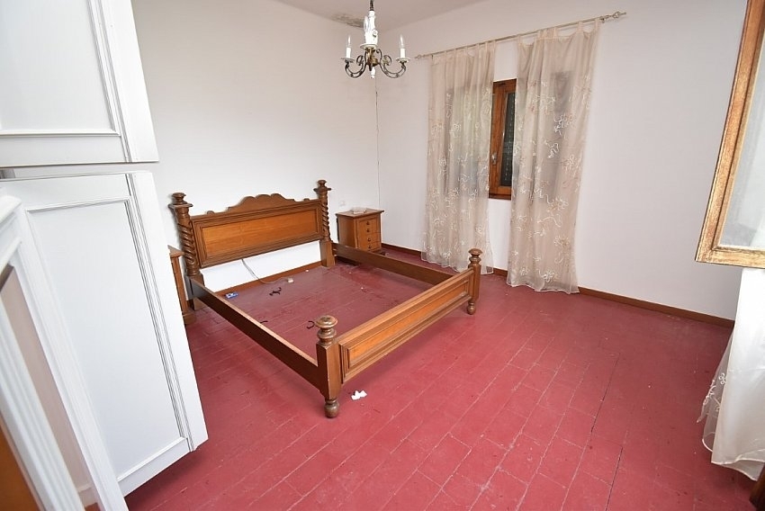 Immagine 23 di Porzione di casa in vendita  a Seravezza