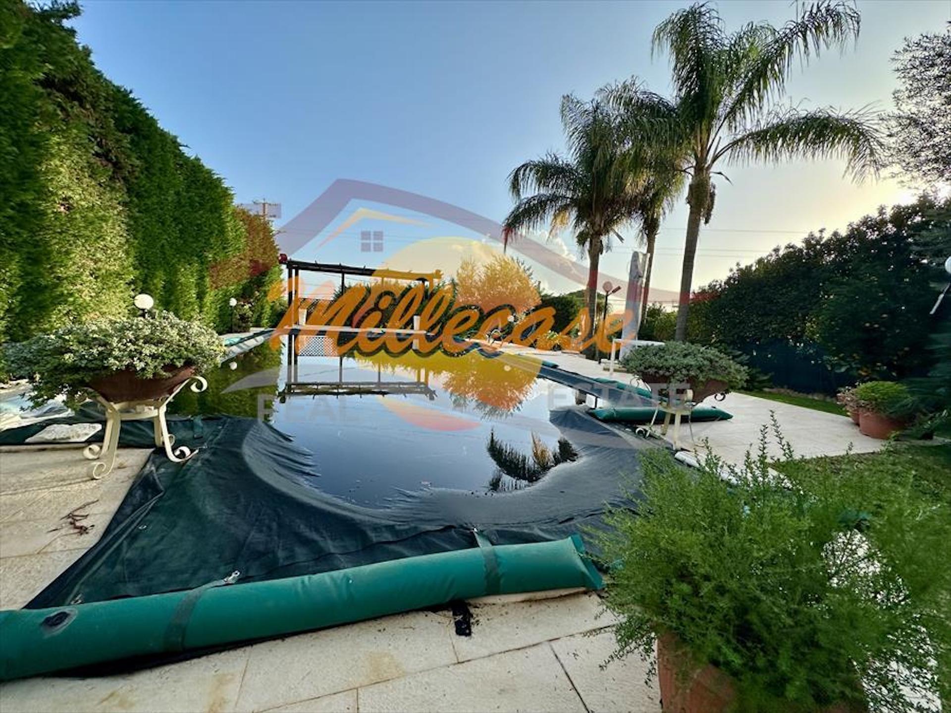 Immagine 17 di Casa bifamiliare in vendita  in Traversa Sinerchia a Siracusa