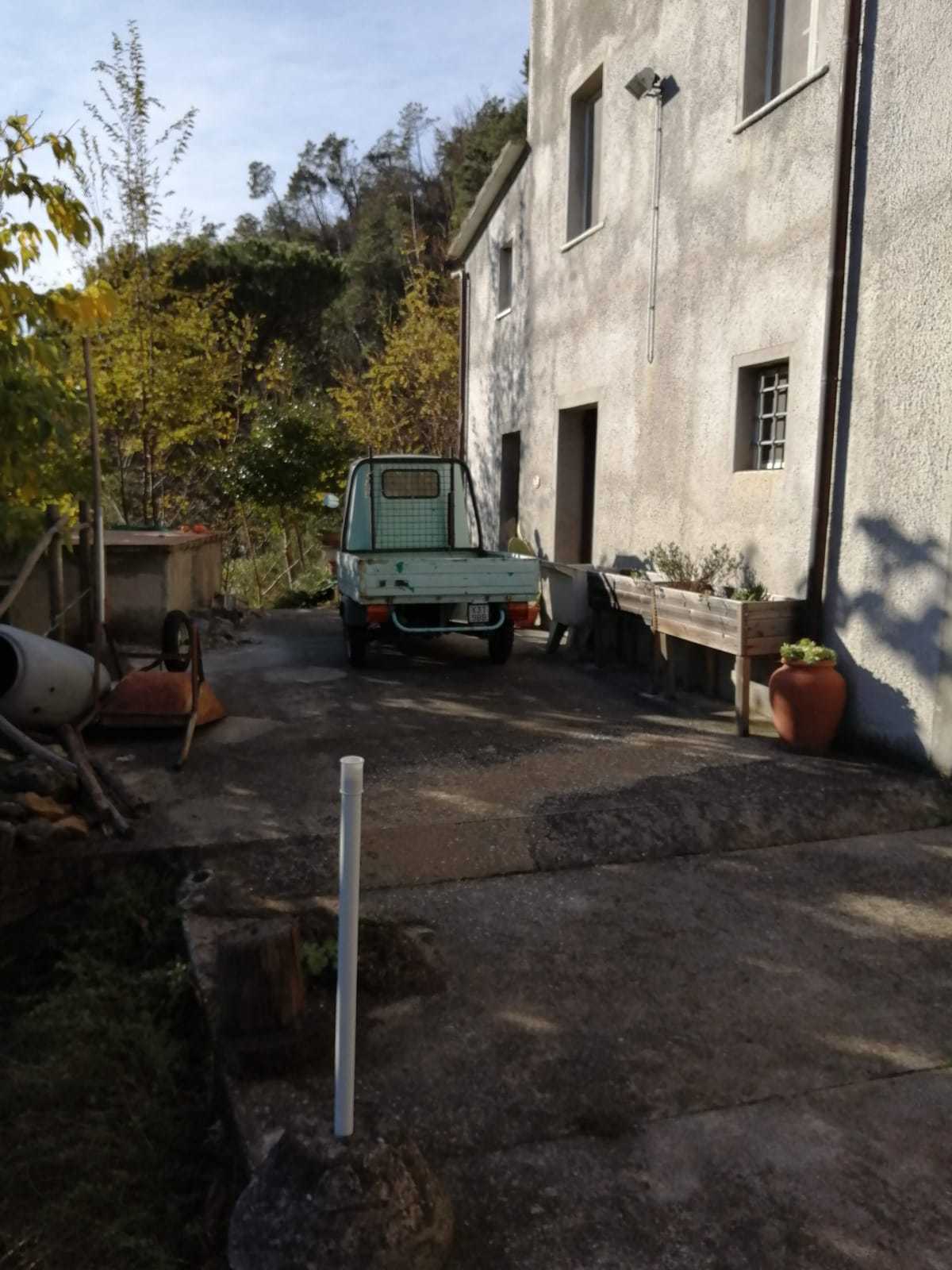 Immagine 24 di Porzione di casa in vendita  a Seravezza