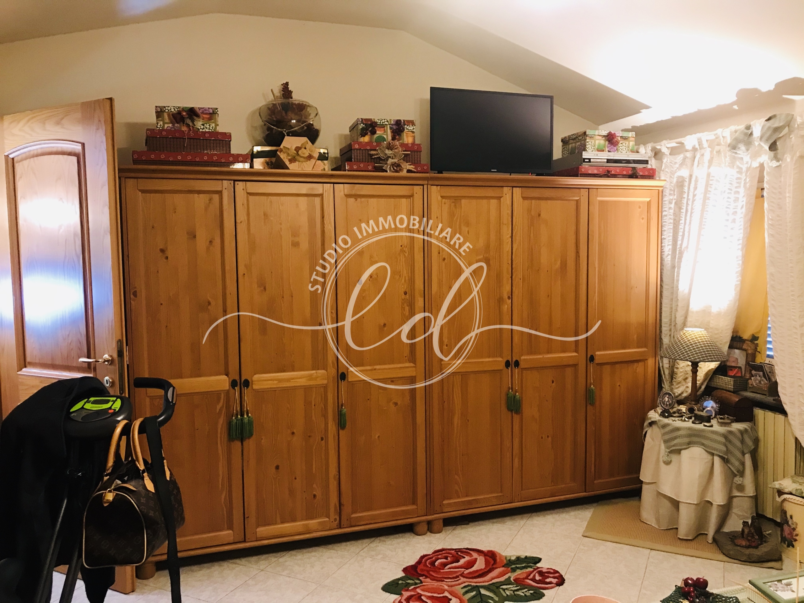 Immagine 12 di Porzione di casa in vendita  a Pietrasanta