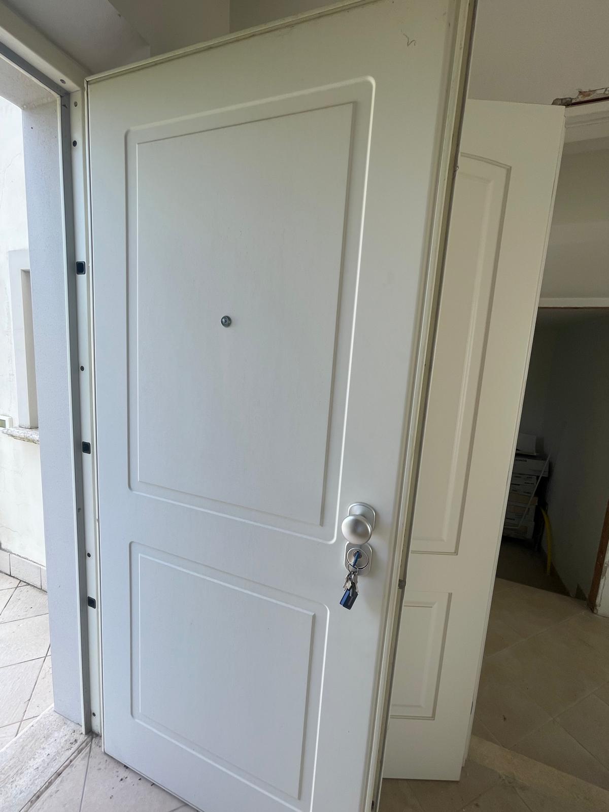 Immagine 23 di Villa in vendita  a Camaiore