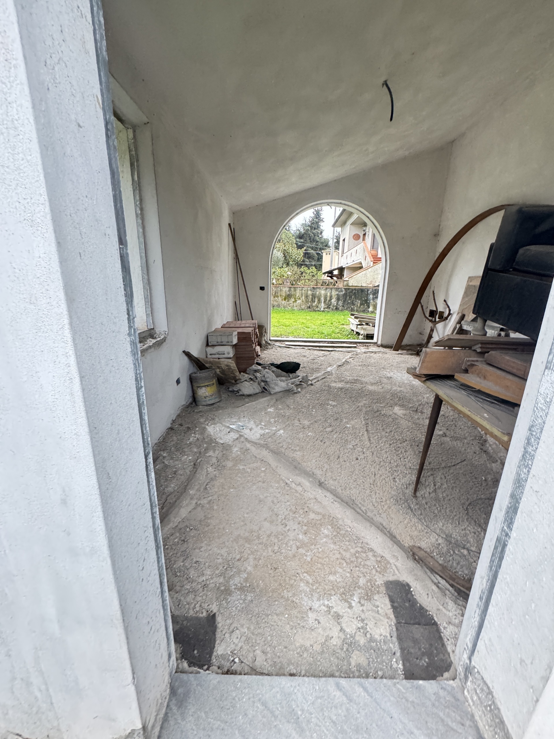 Immagine 11 di Porzione di casa in vendita  a Camaiore