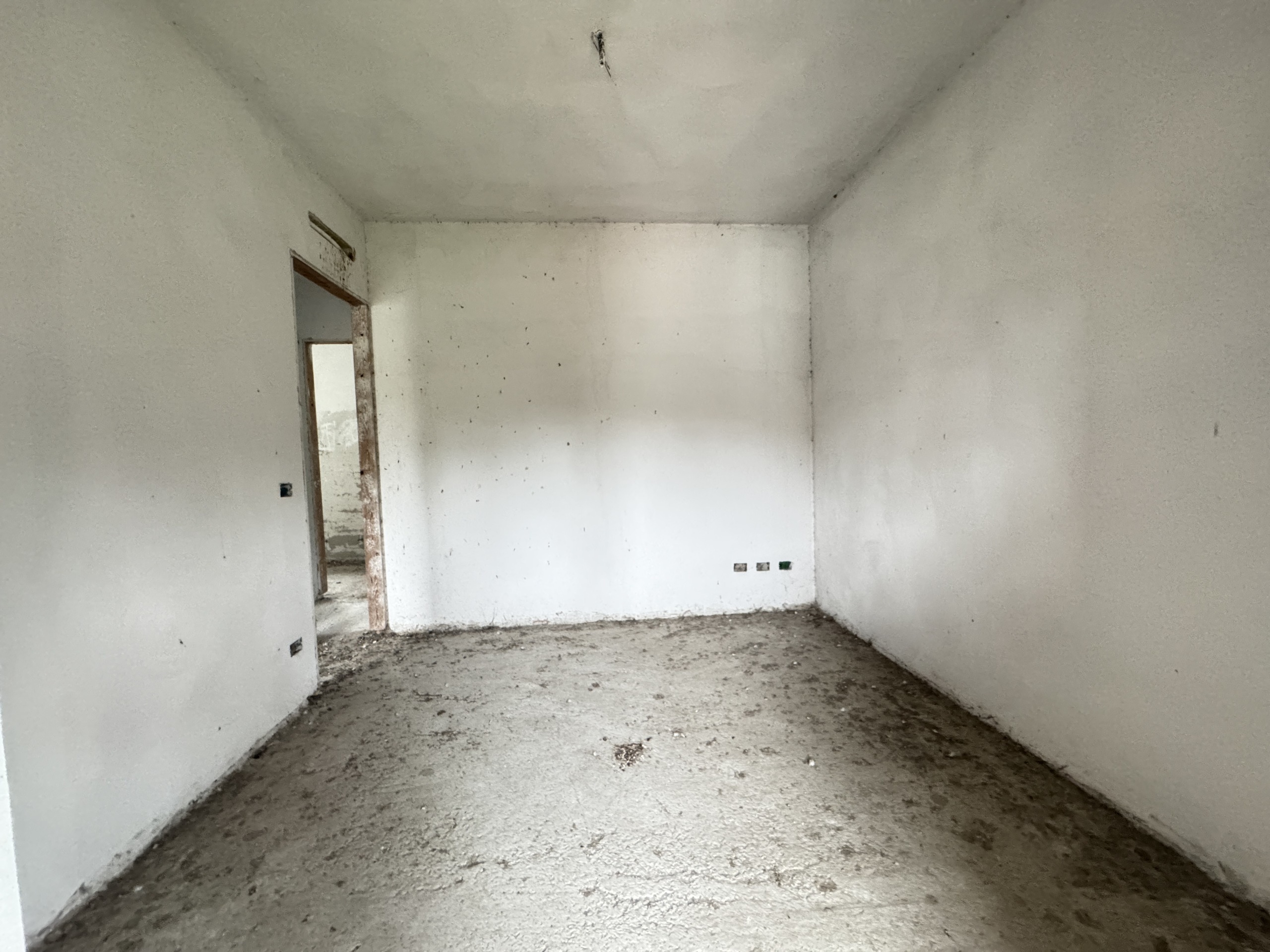 Immagine 24 di Porzione di casa in vendita  a Camaiore