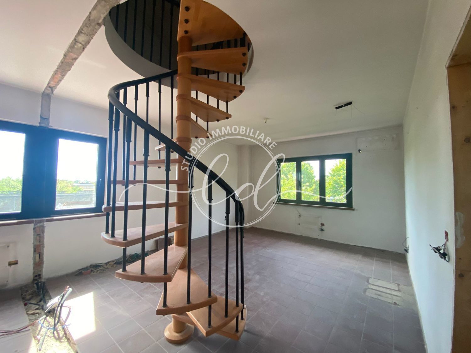 Immagine 27 di Porzione di casa in vendita  a Pietrasanta