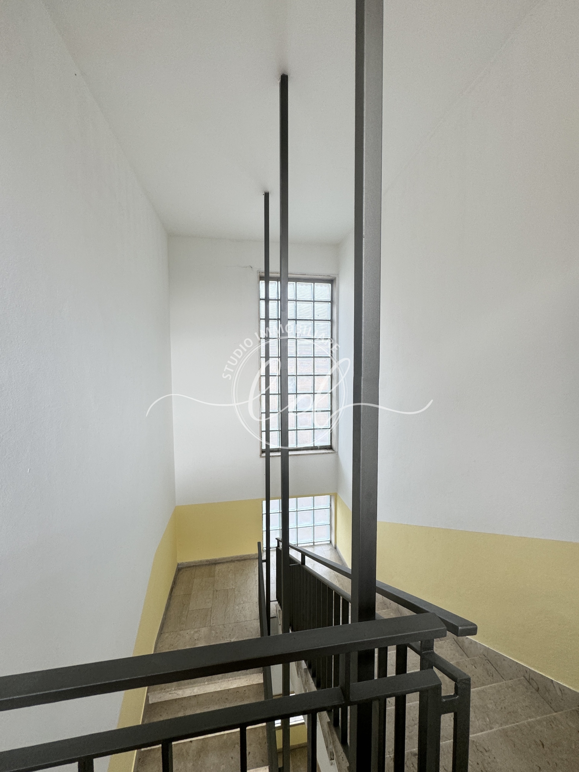 Immagine 14 di Bilocale in vendita  a Pietrasanta