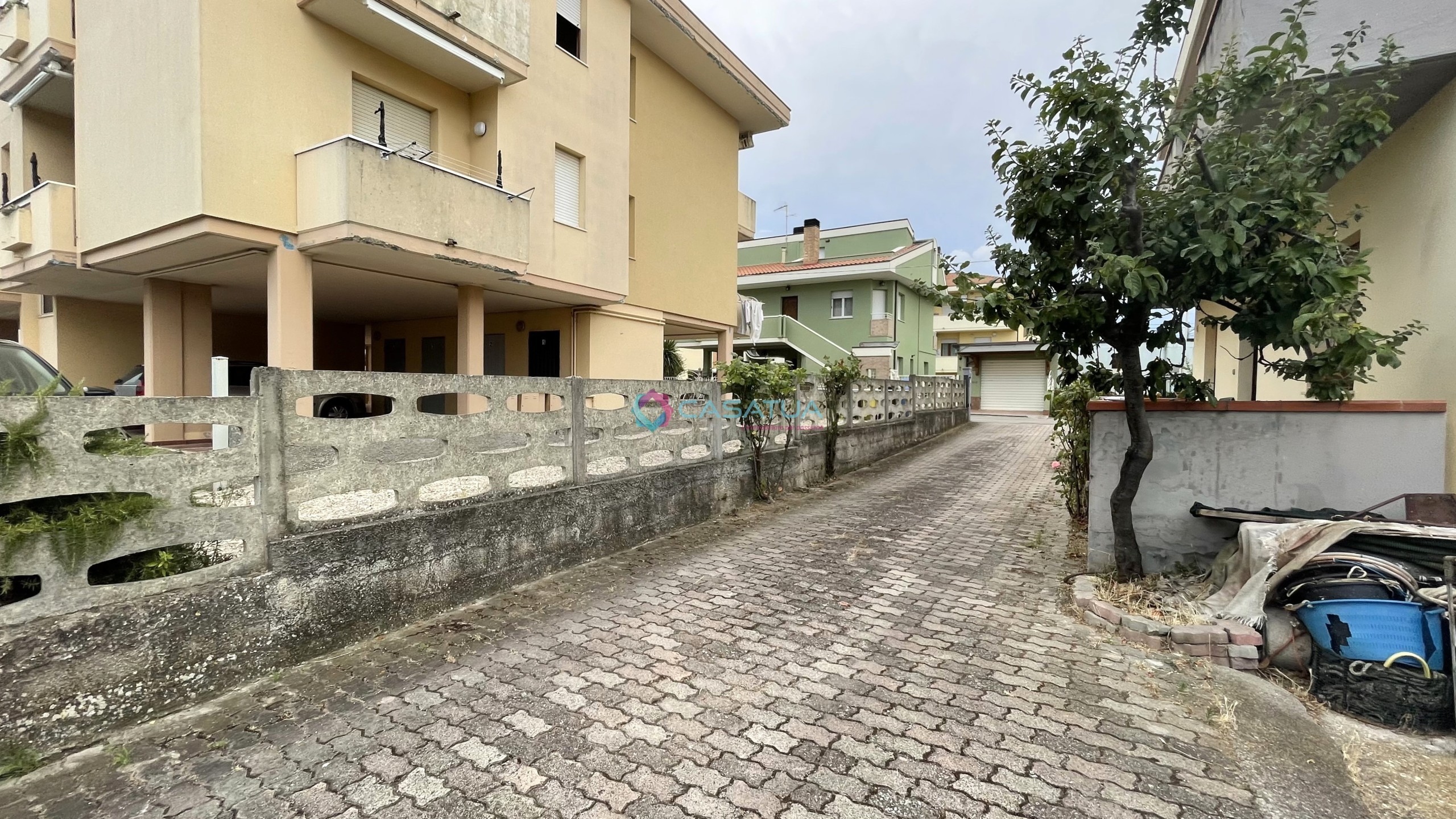 Immagine 26 di Trilocale in vendita  a Pineto