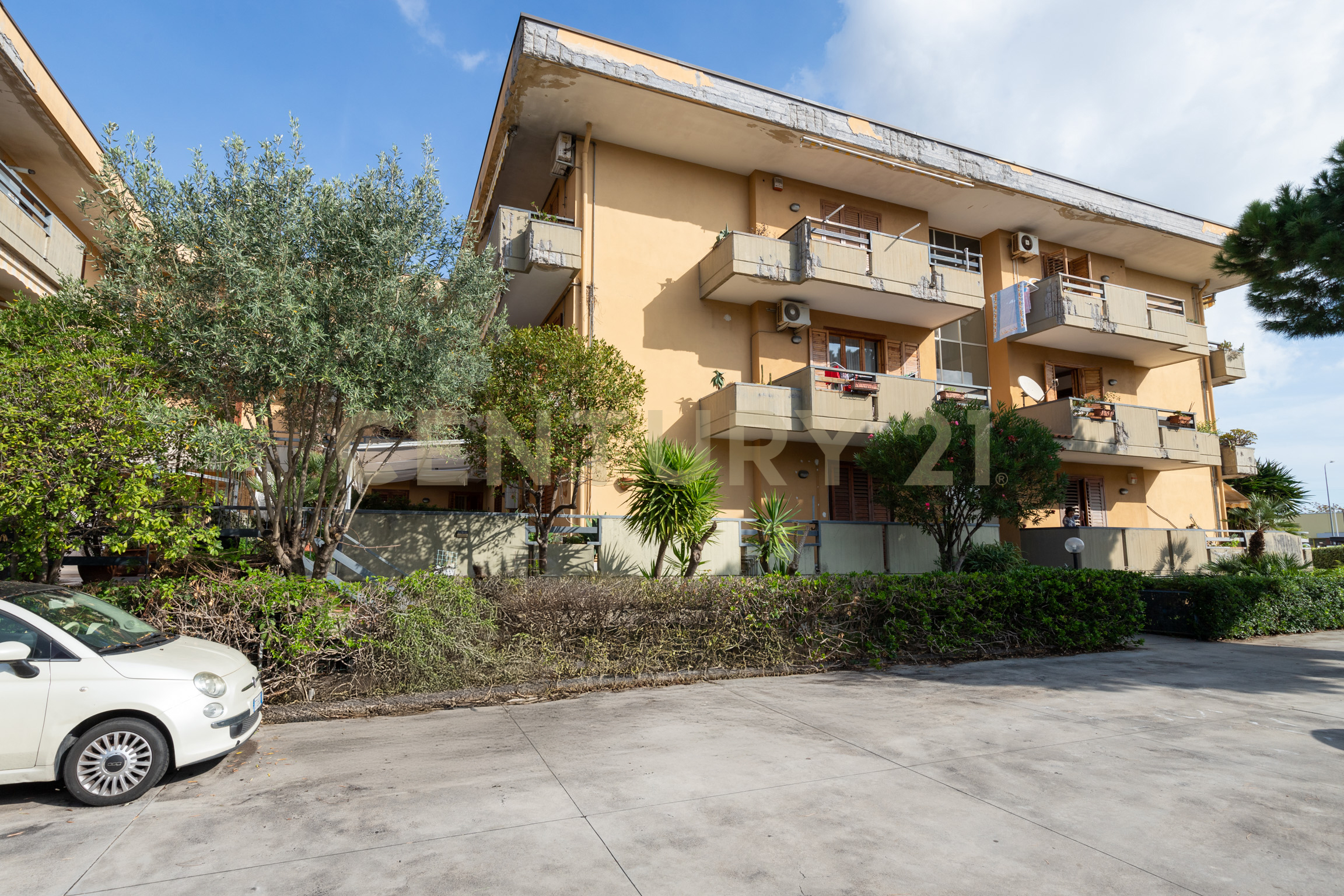 Immagine 7 di Appartamento in vendita  in Via Giovanni Guglielmino 74 a Tremestieri Etneo