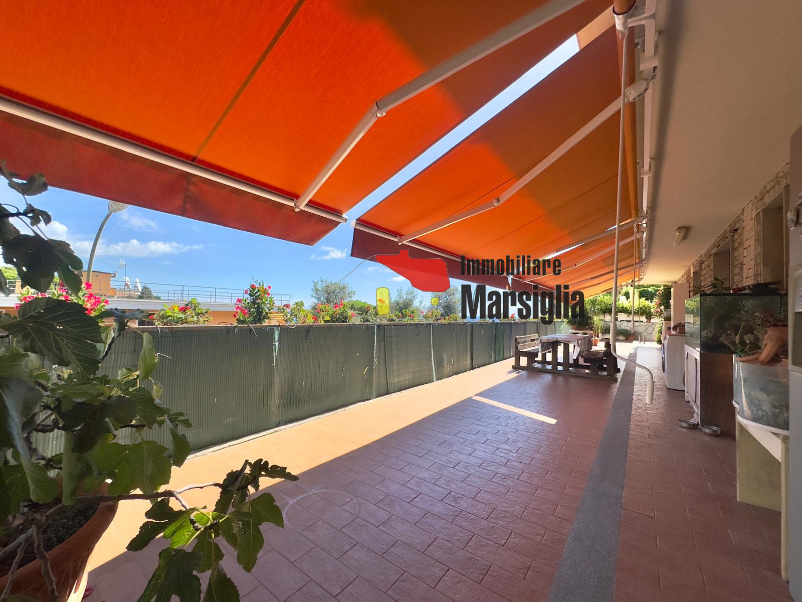 Immagine 36 di Quadrilocale in vendita  in Via Padre Semeria 430 a San Remo