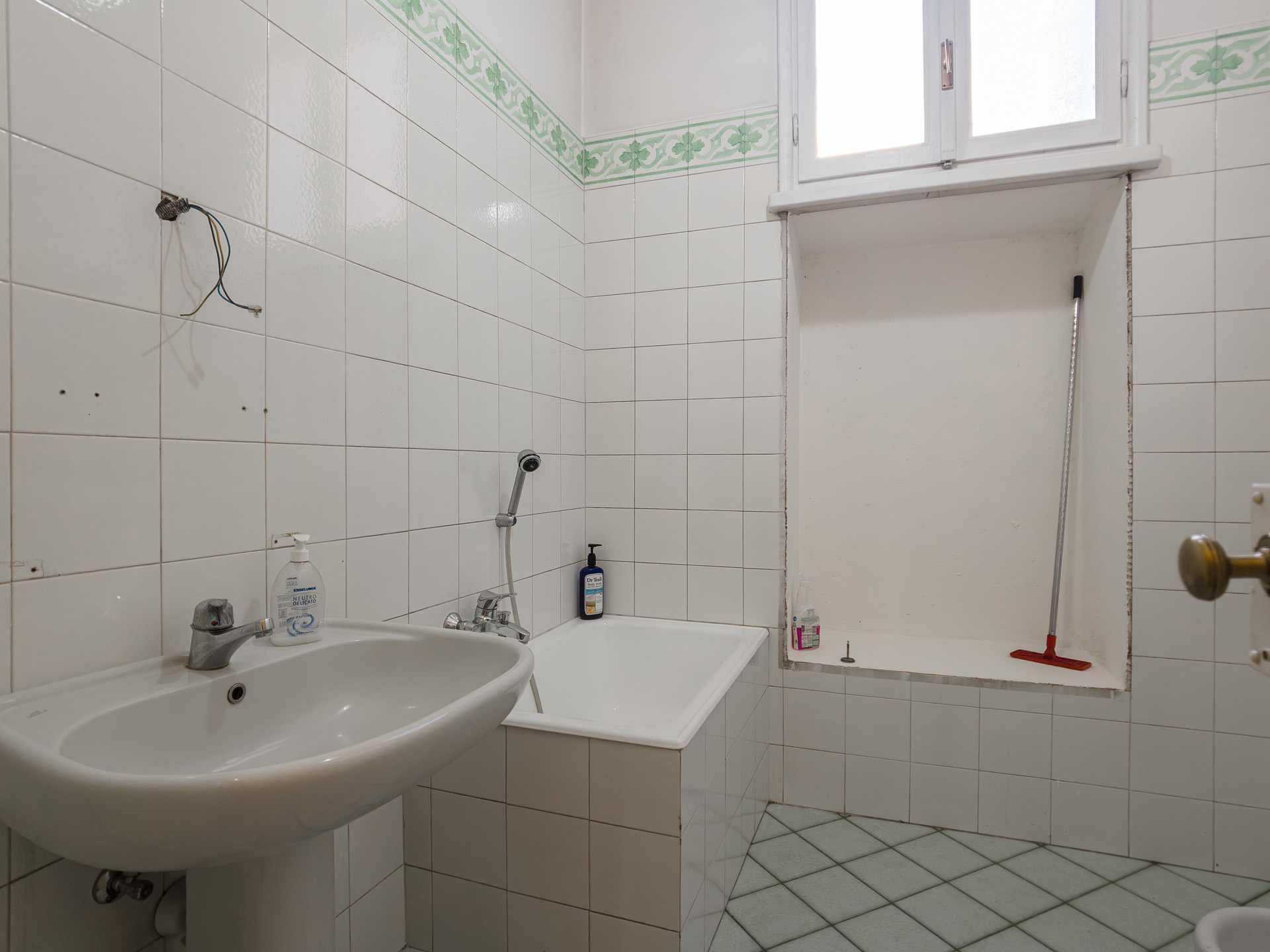 Immagine 20 di Pentalocale in vendita  in Corso Re Umberto a Torino