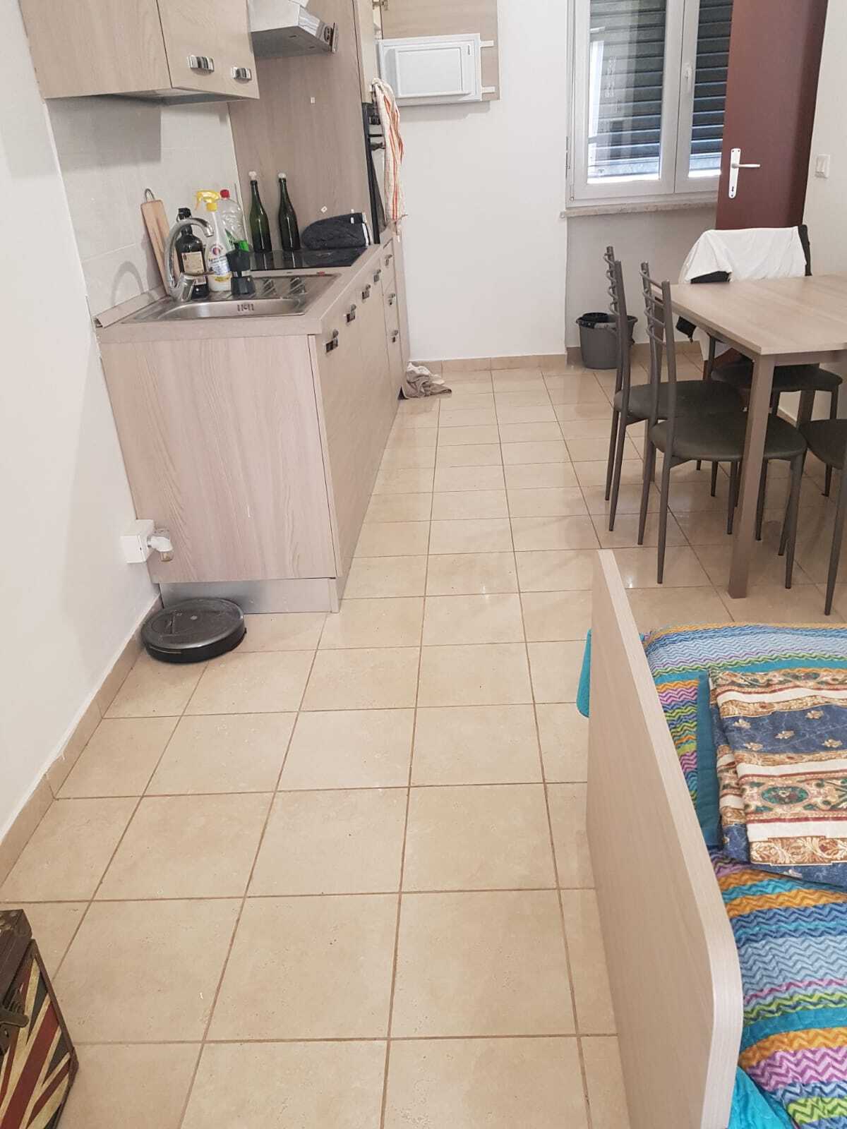 Immagine 17 di Palazzo in vendita  a Torino