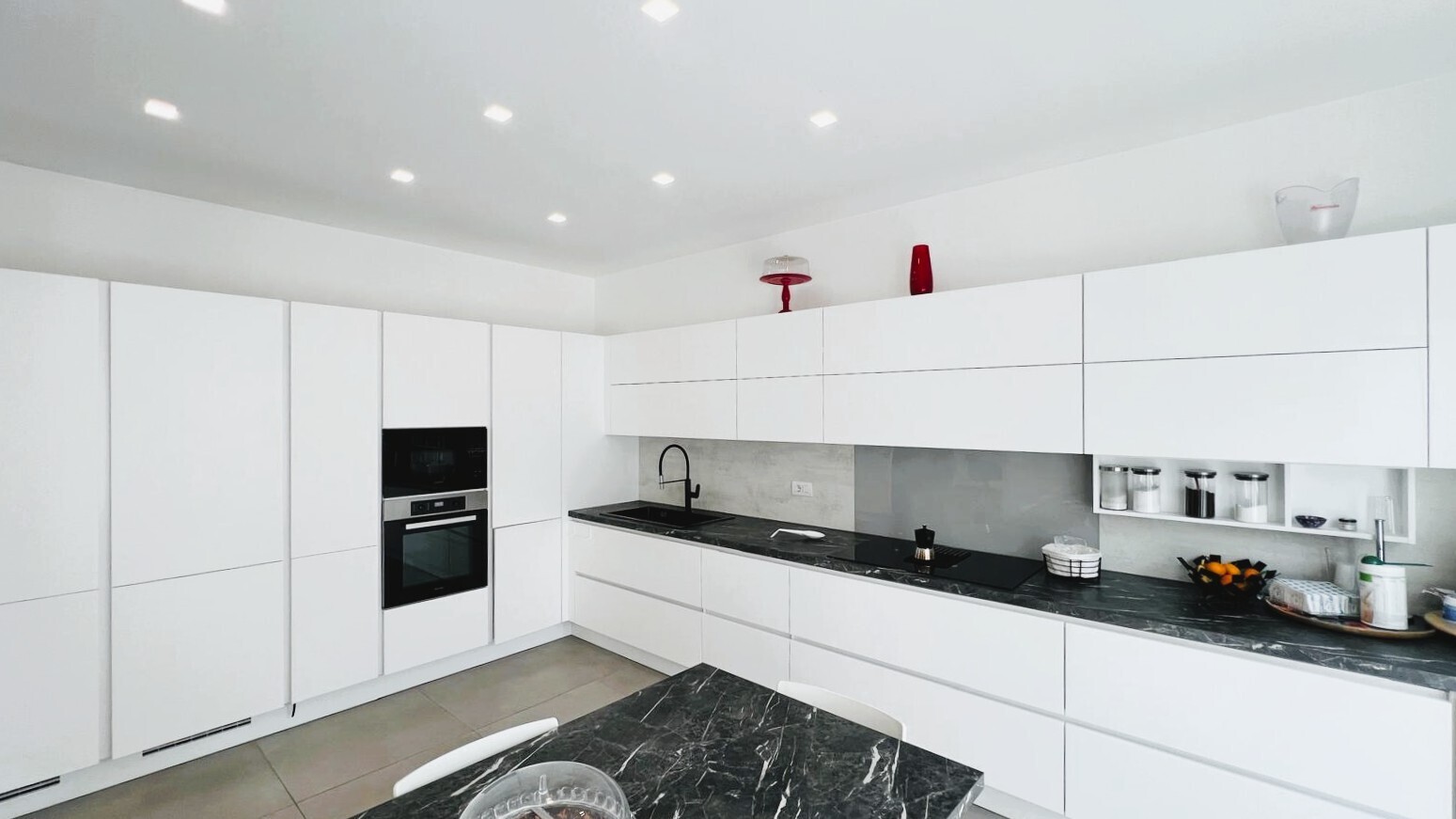 Immagine 23 di Villetta a schiera in vendita  in Via Michele Massari 13 a Lecce