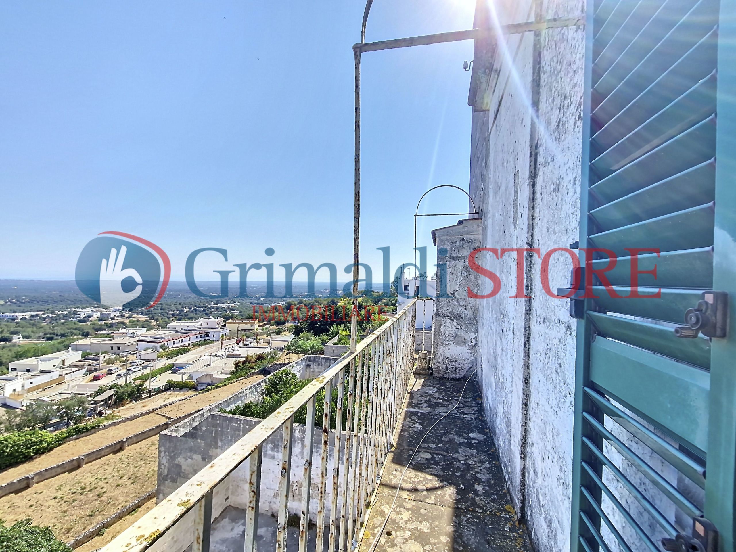 Immagine 18 di Casa indipendente in vendita  a Ostuni