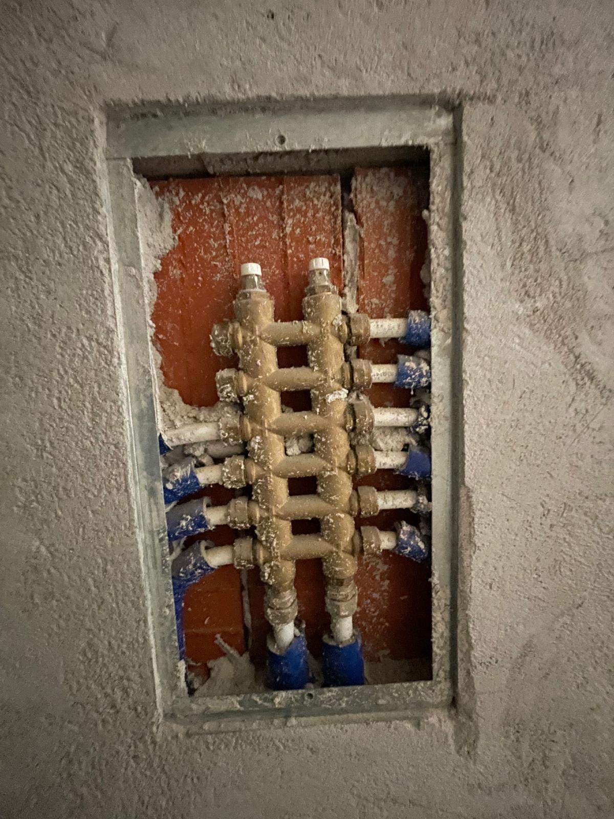 Immagine 40 di Villa in vendita  a Camaiore