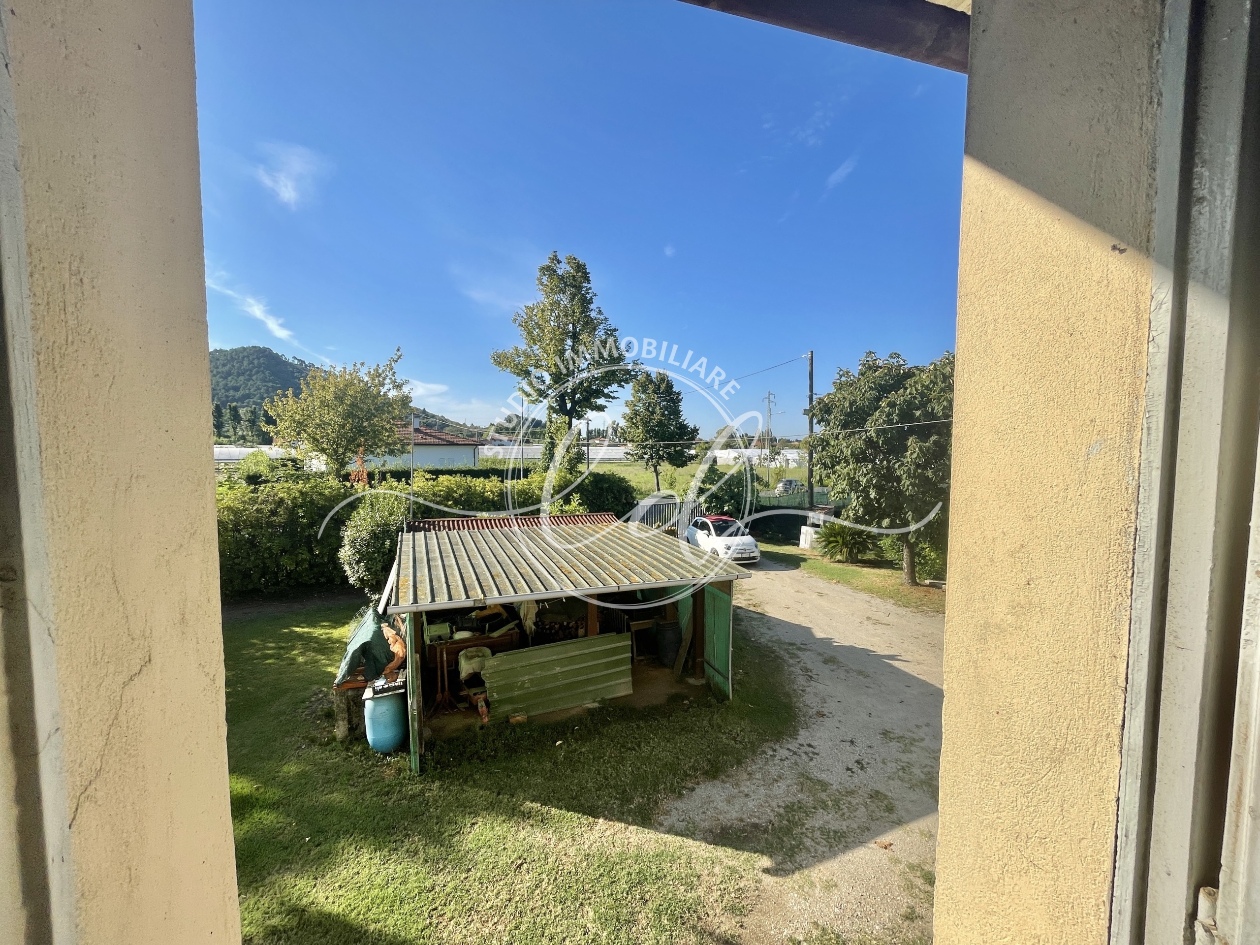 Immagine 28 di Rustico / casale in vendita  a Camaiore