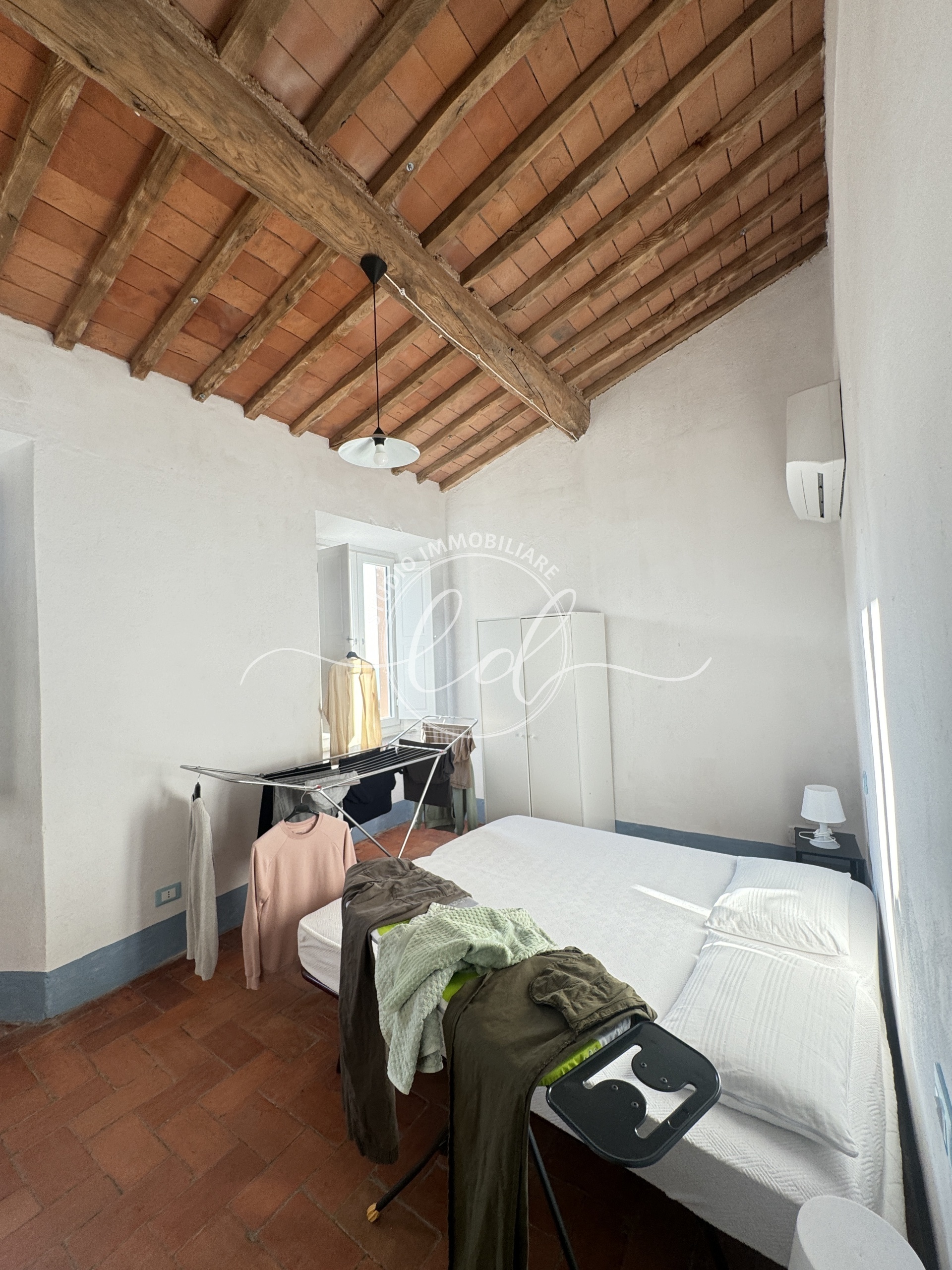 Immagine 25 di Porzione di casa in vendita  a Pietrasanta