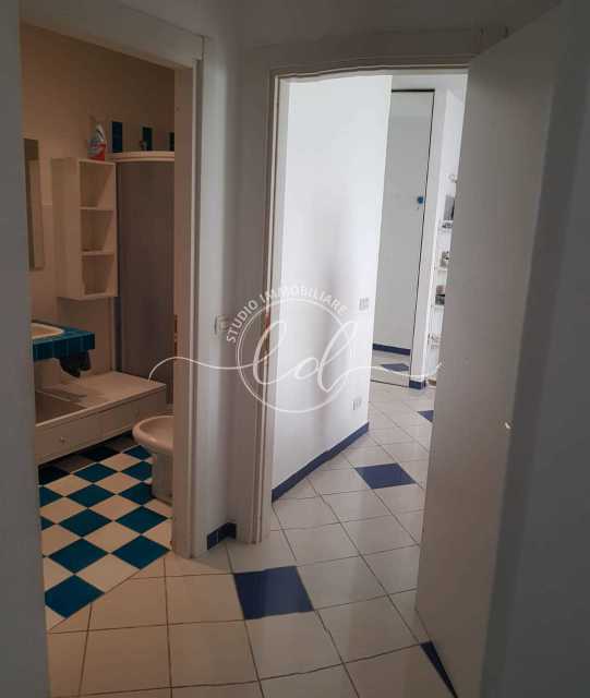 Immagine 12 di Quadrilocale in affitto  a Pietrasanta