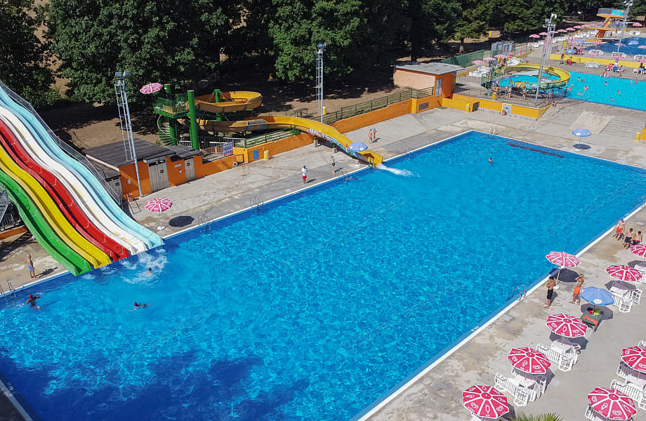 Immagine 15 di Attività commerciale in vendita  in Via del Laghetto 6 a Limbiate